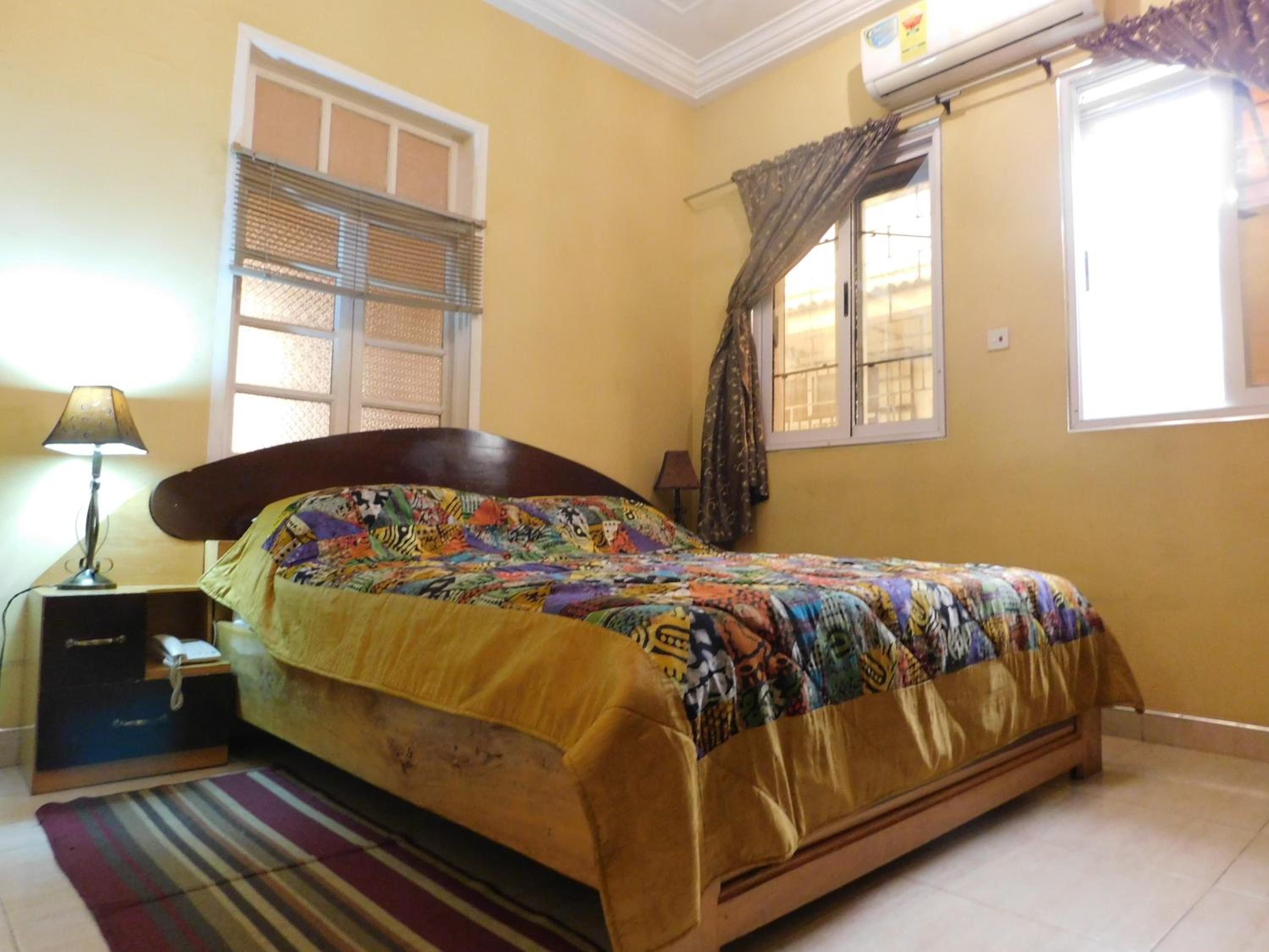 Jesiwa B's Little Palace