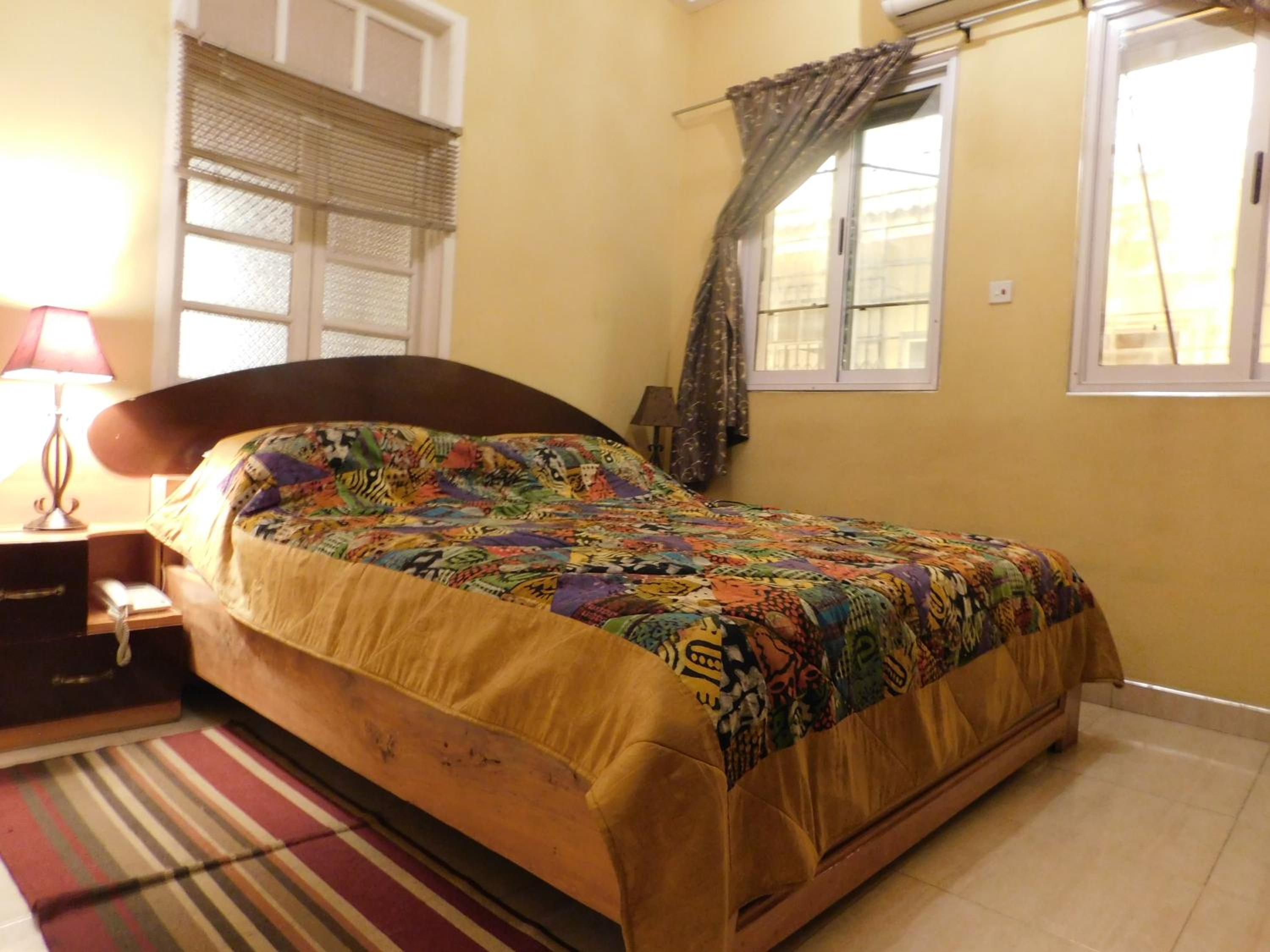 Jesiwa B's Little Palace