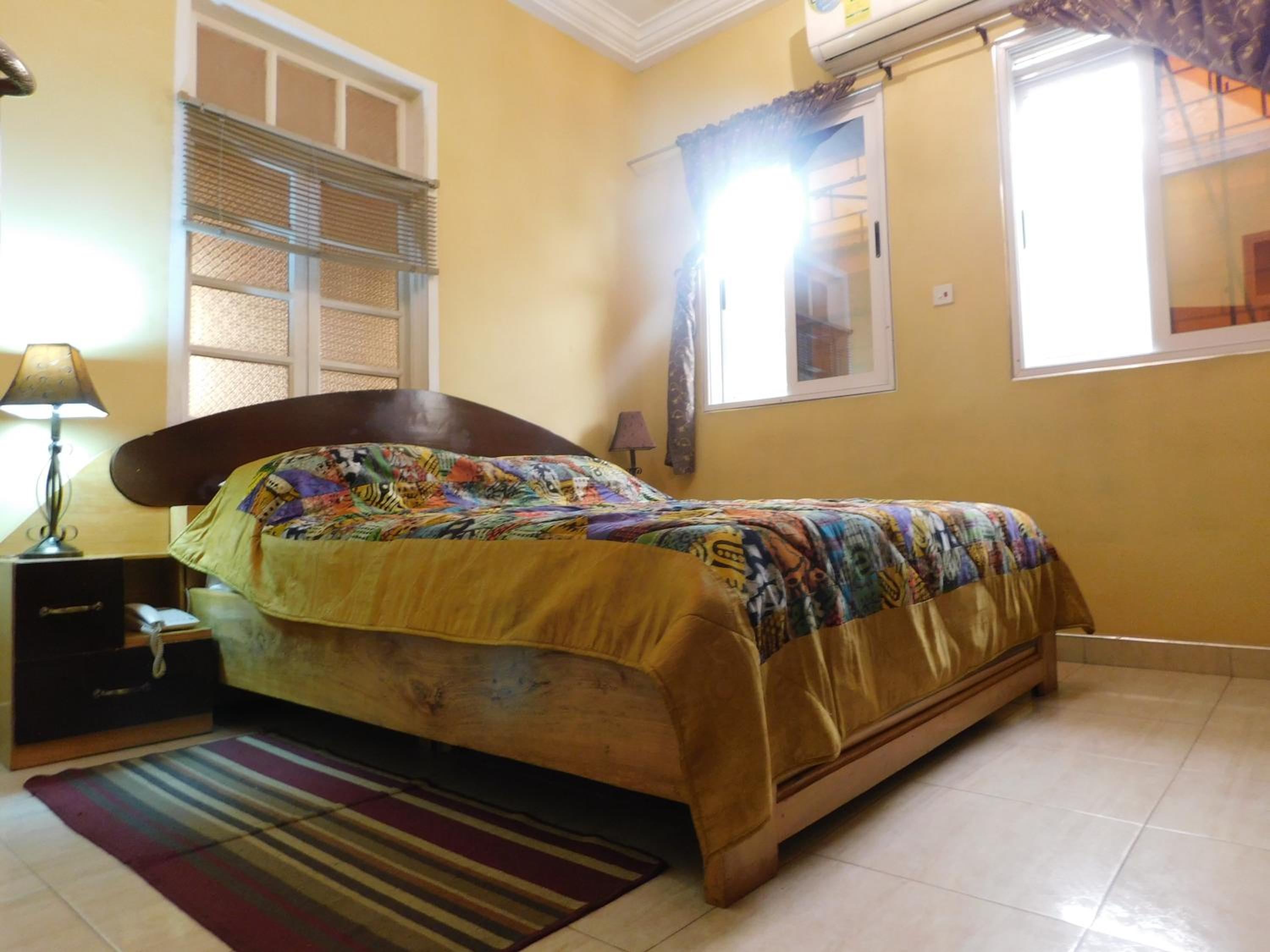 Jesiwa B's Little Palace