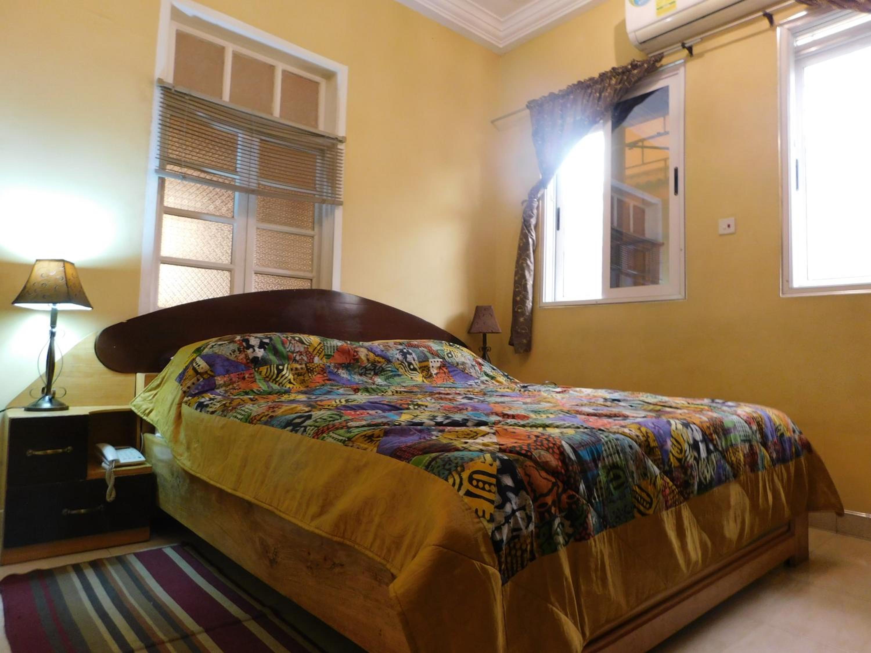 Jesiwa B's Little Palace