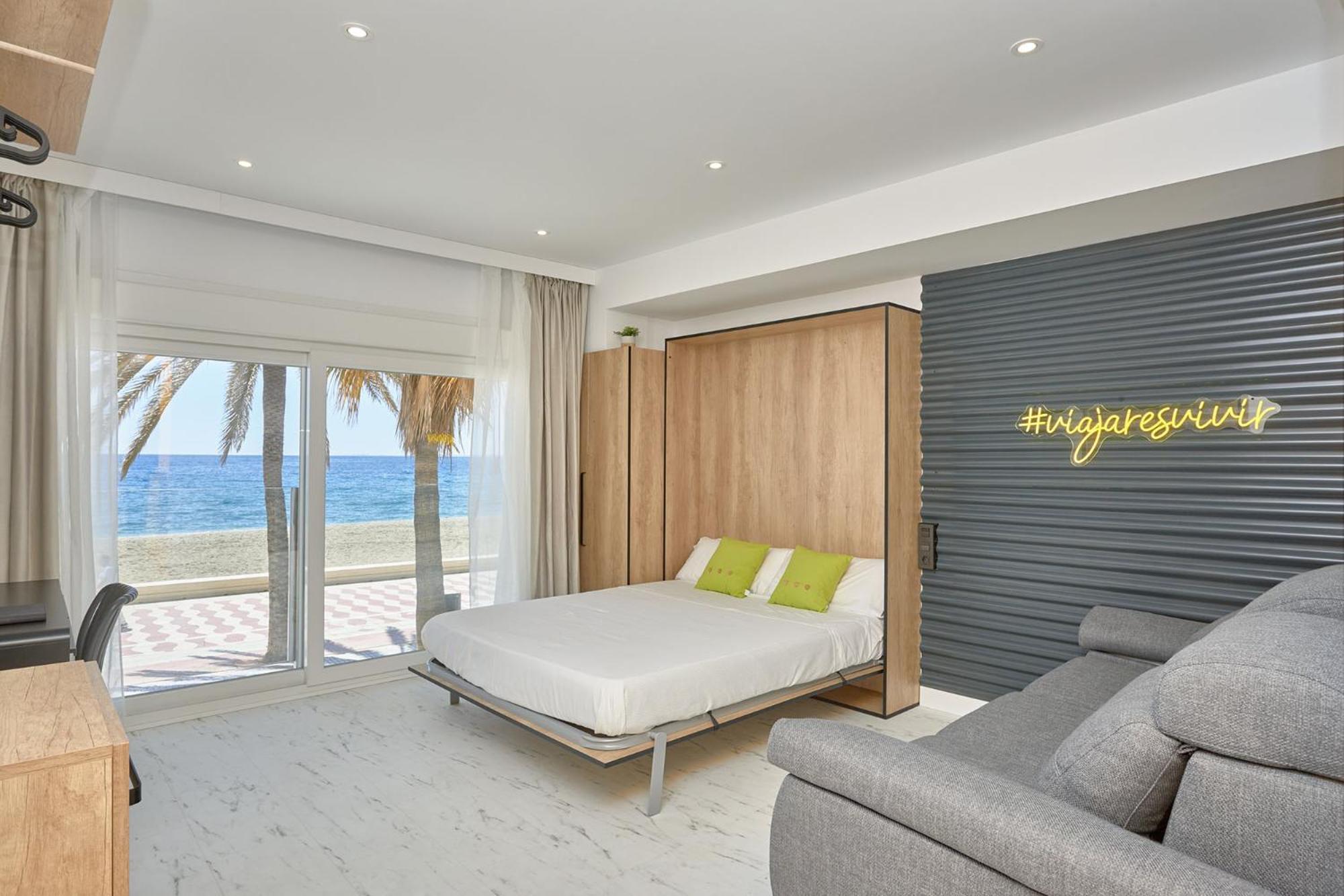 Apartaments Paseo Marítimo by Expoholidays