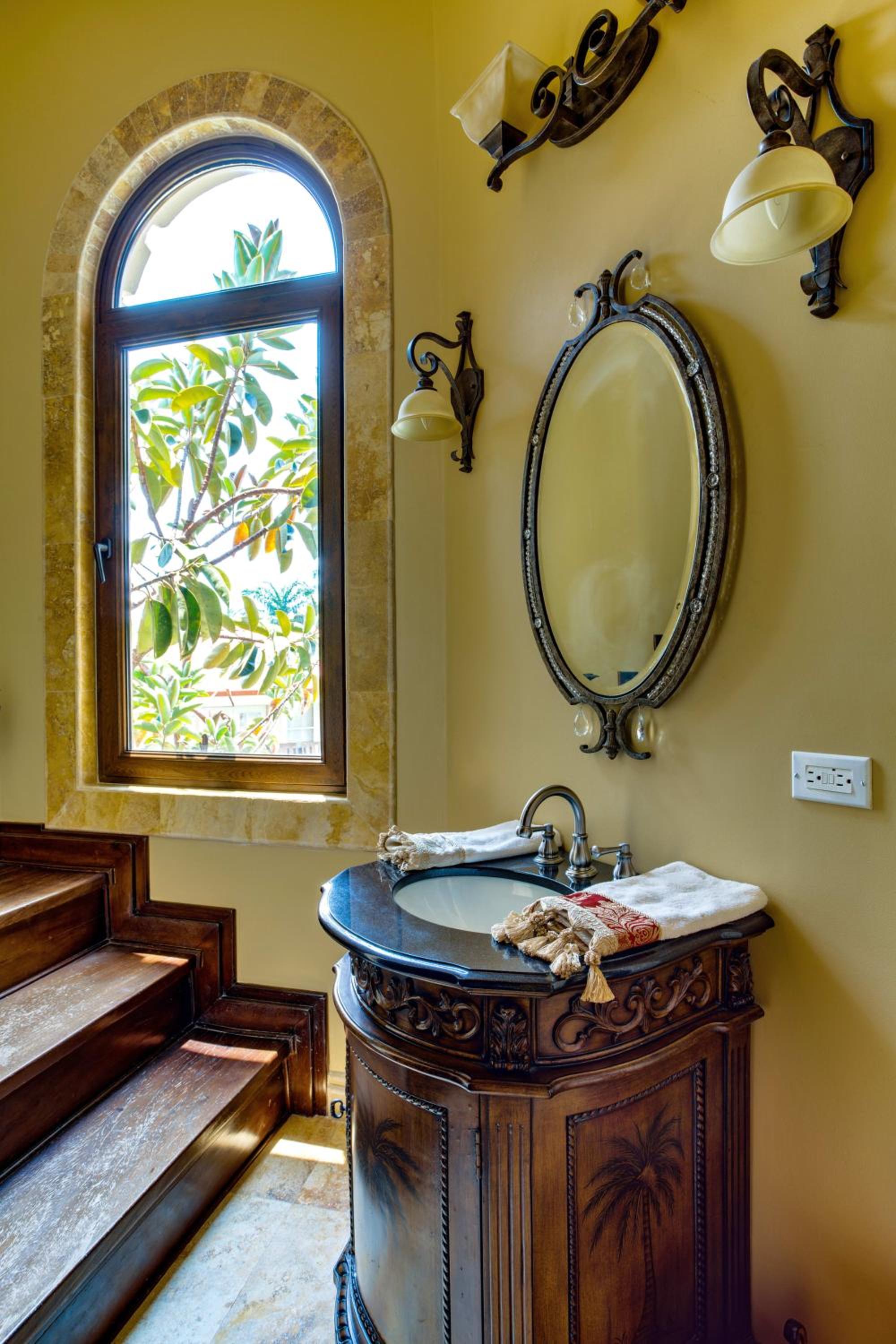 Villa Castello- Water Views & Resort Amenities