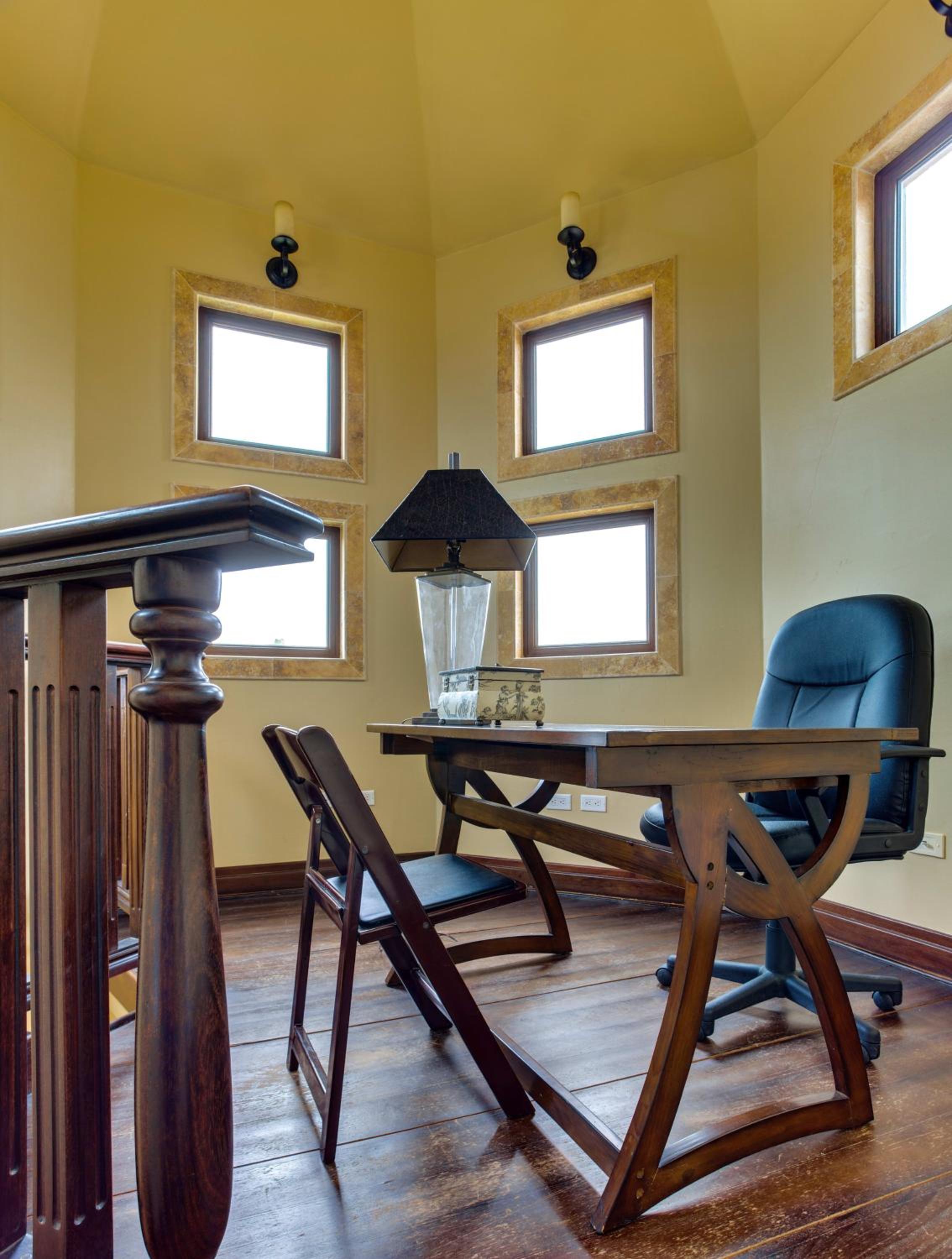 Villa Castello- Water Views & Resort Amenities