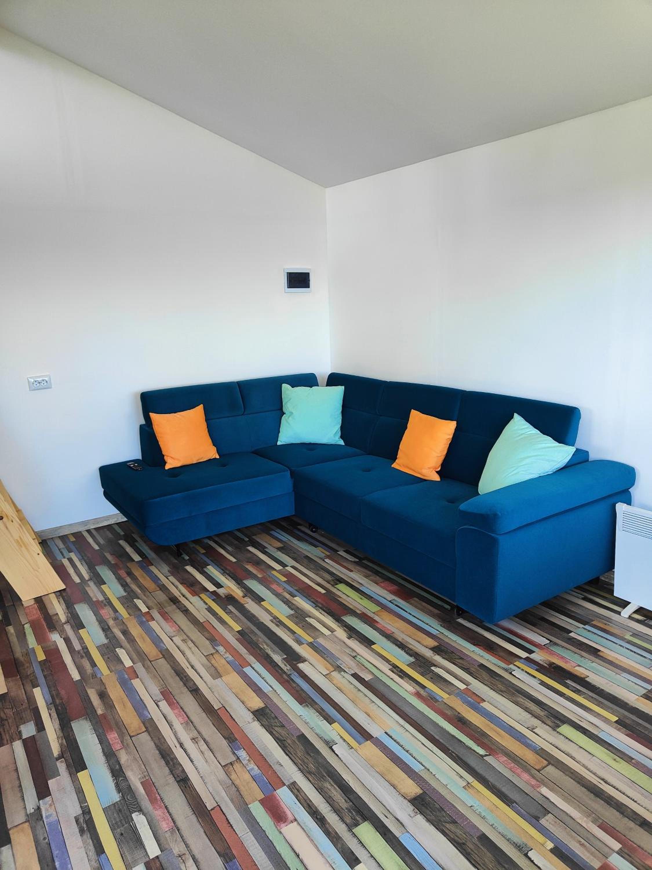 Rainbow Chalet