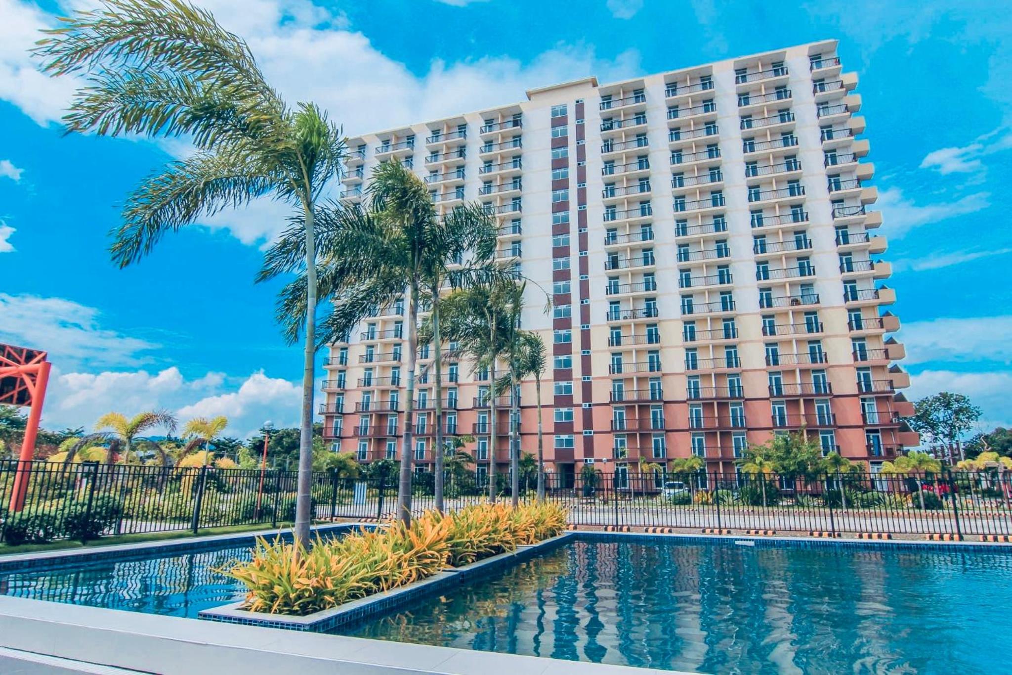 Affordable Condo with Fast Wifi & Near Airport