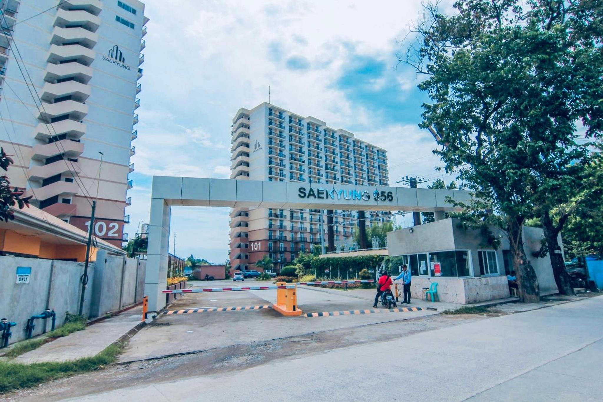Affordable Condo with Fast Wifi & Near Airport