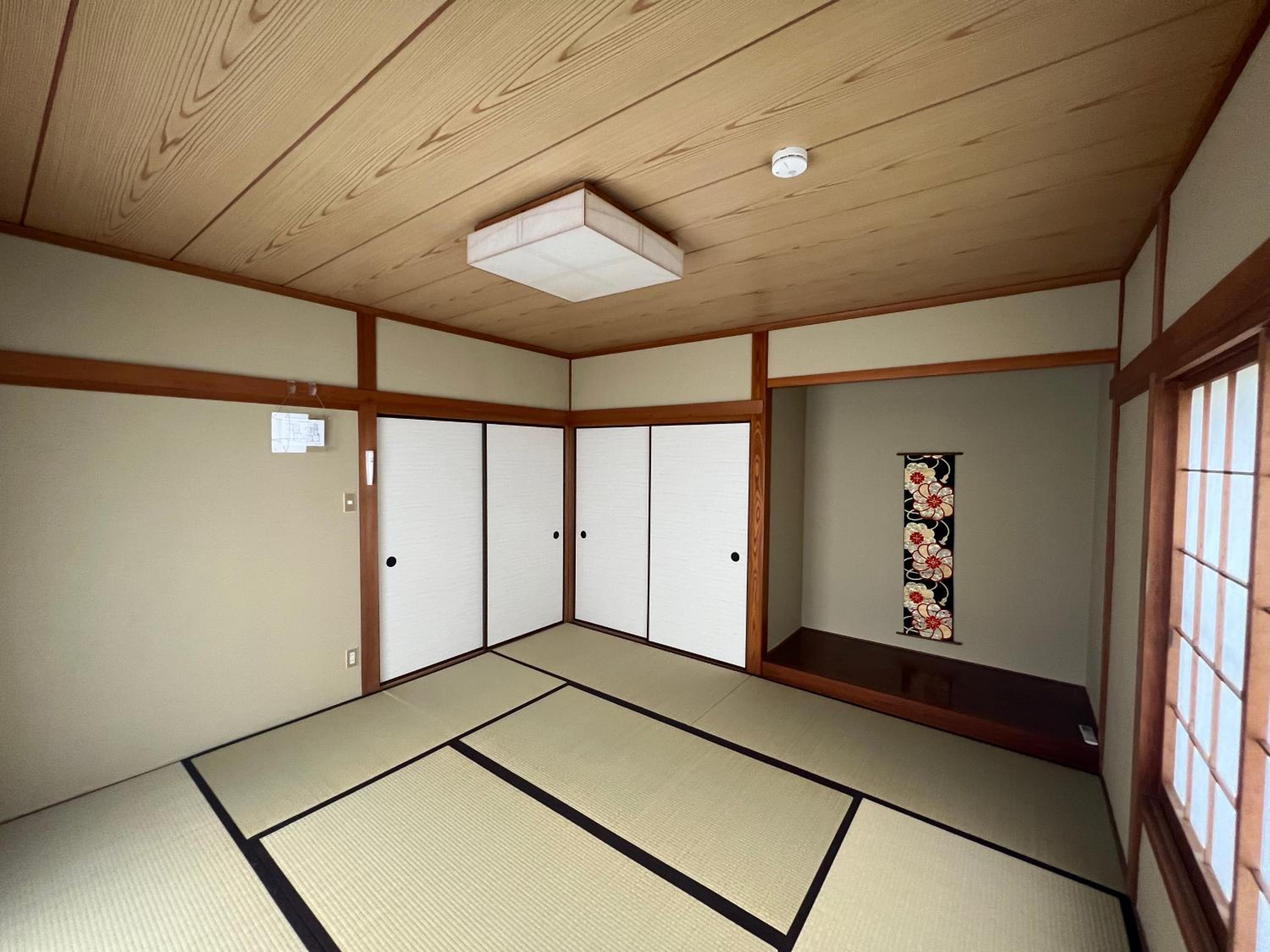 BlueFlow KATSUURA 森の中の庭付き一棟貸し BBQ 焚火 星空シネマ