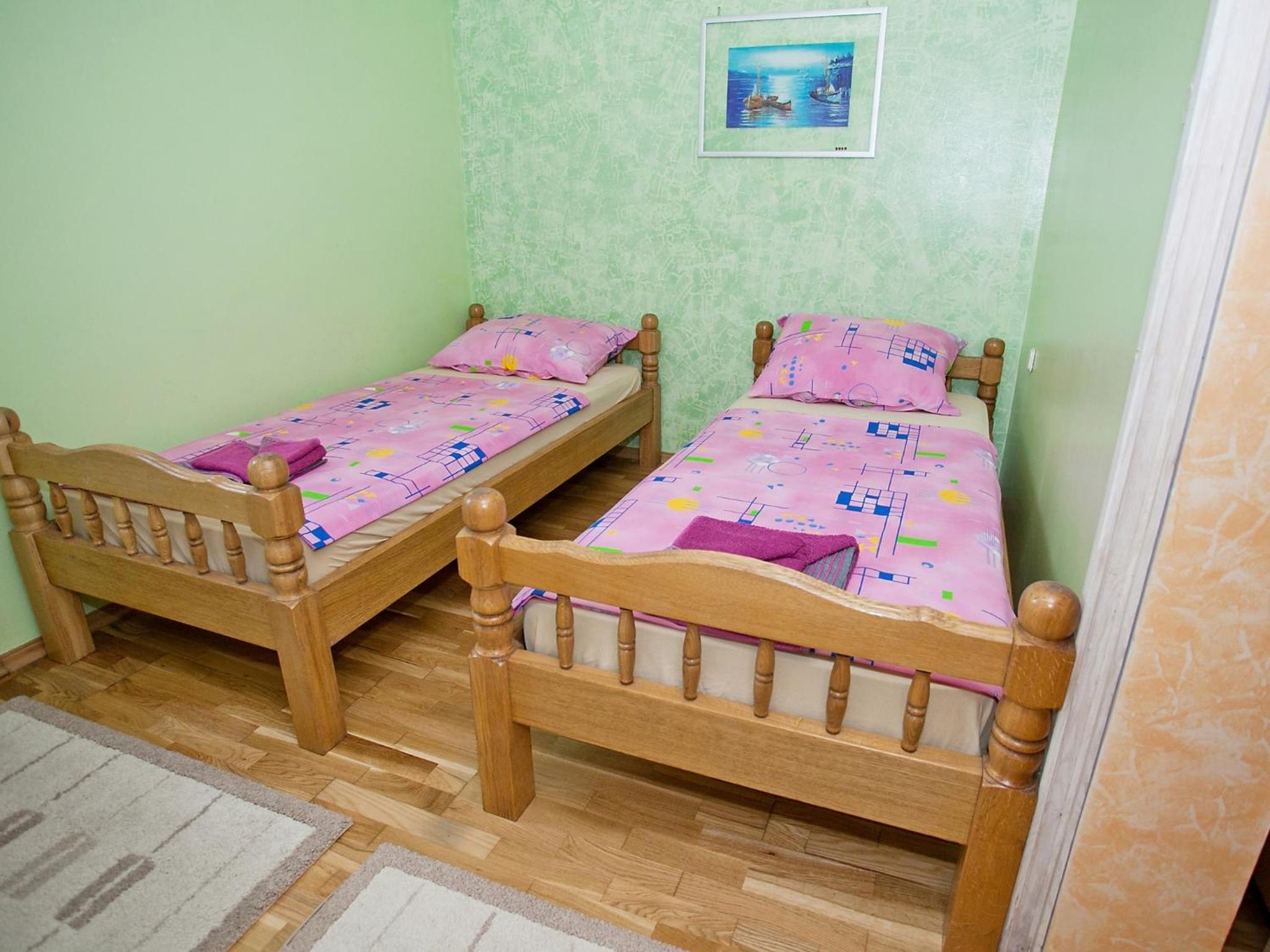 Photo 56