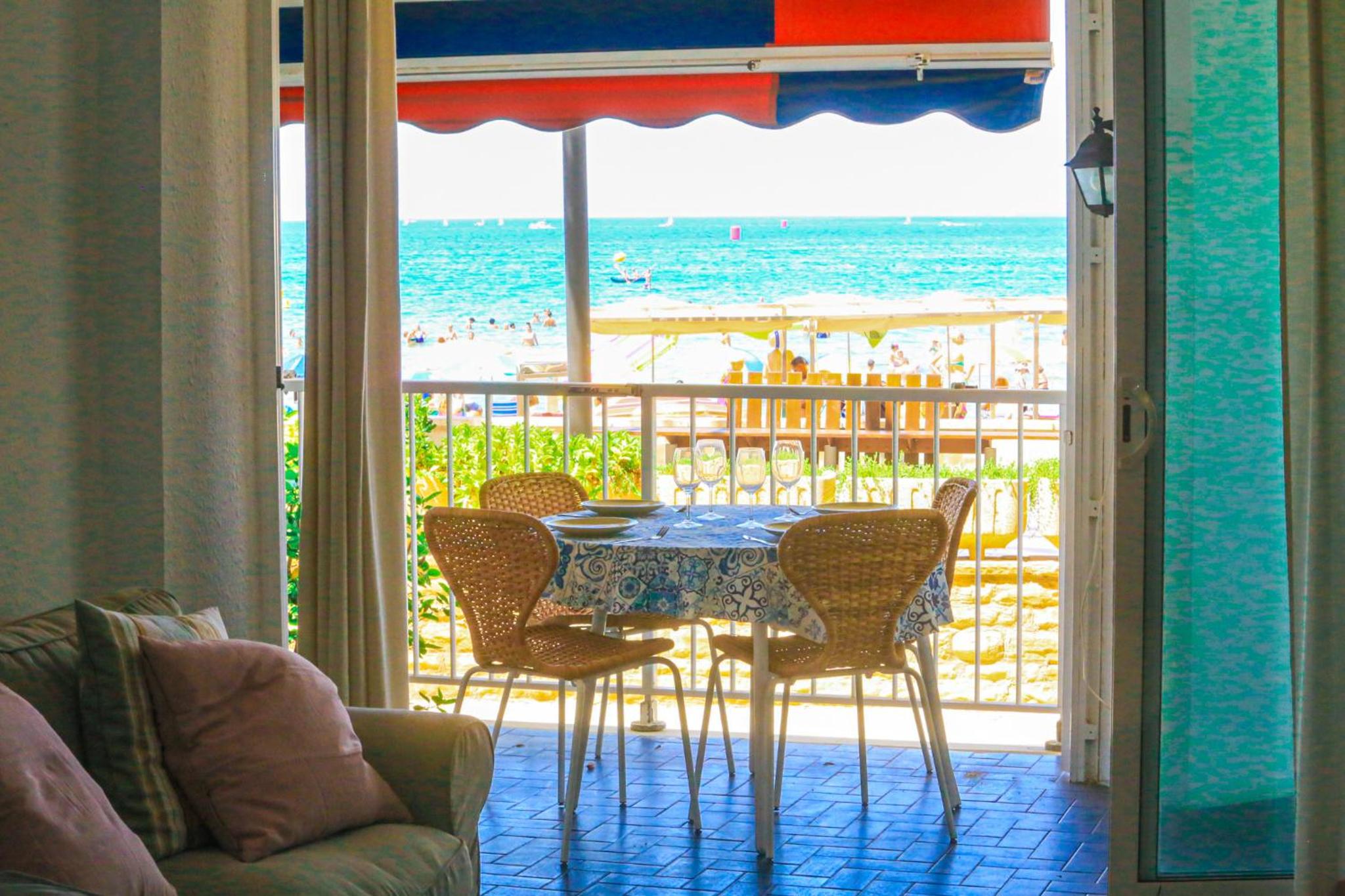 LITORAL COSTA DORADA - BELLO HORIZONTE Only families