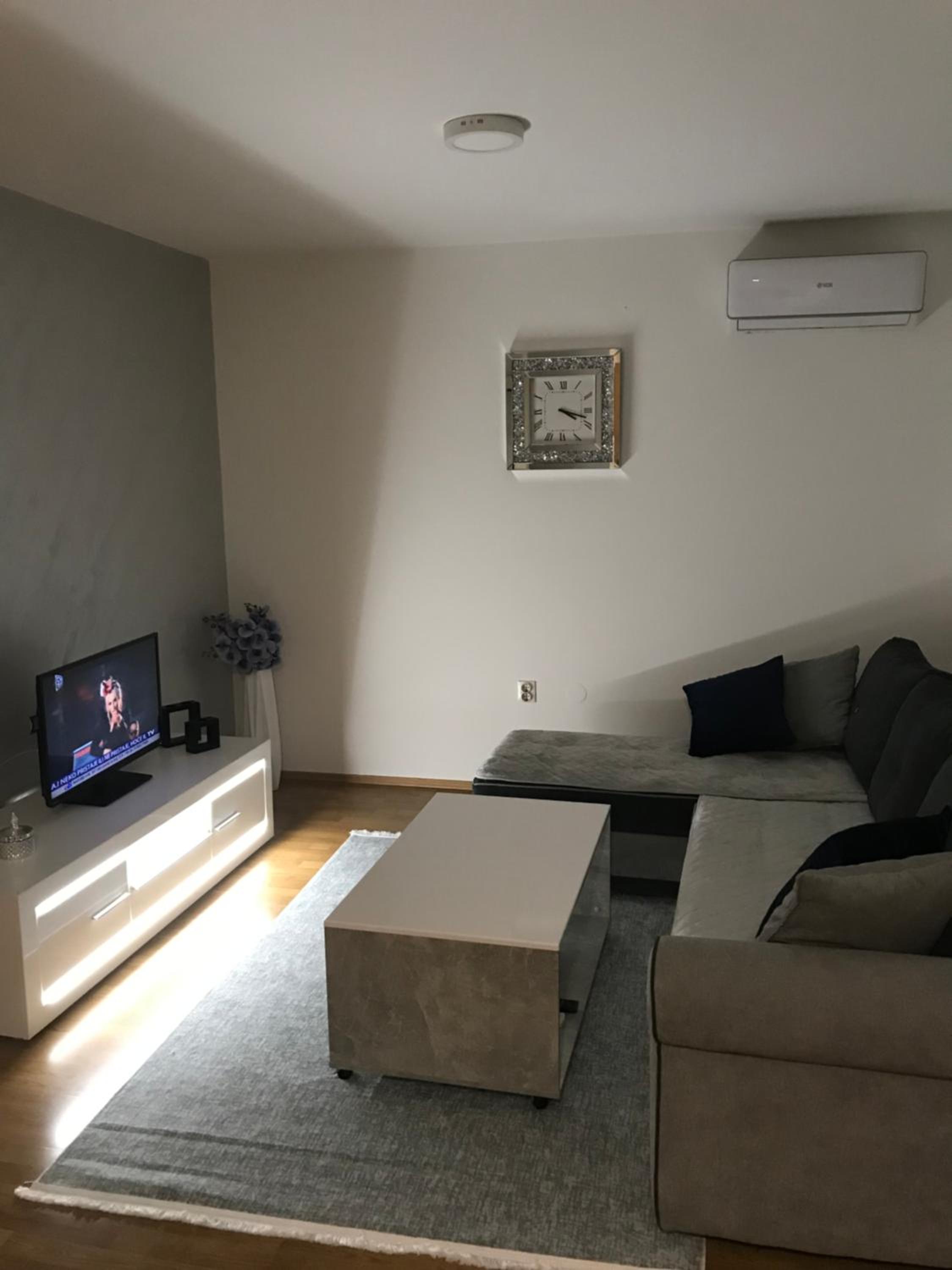 Apartman/Stan na dan Teslić view 2