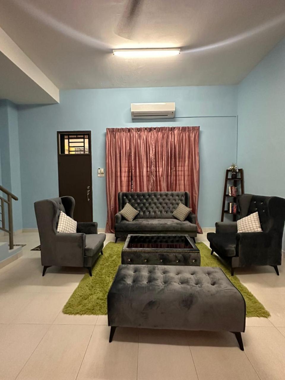Naurah Homestay Kulai Mslim Only photo 2