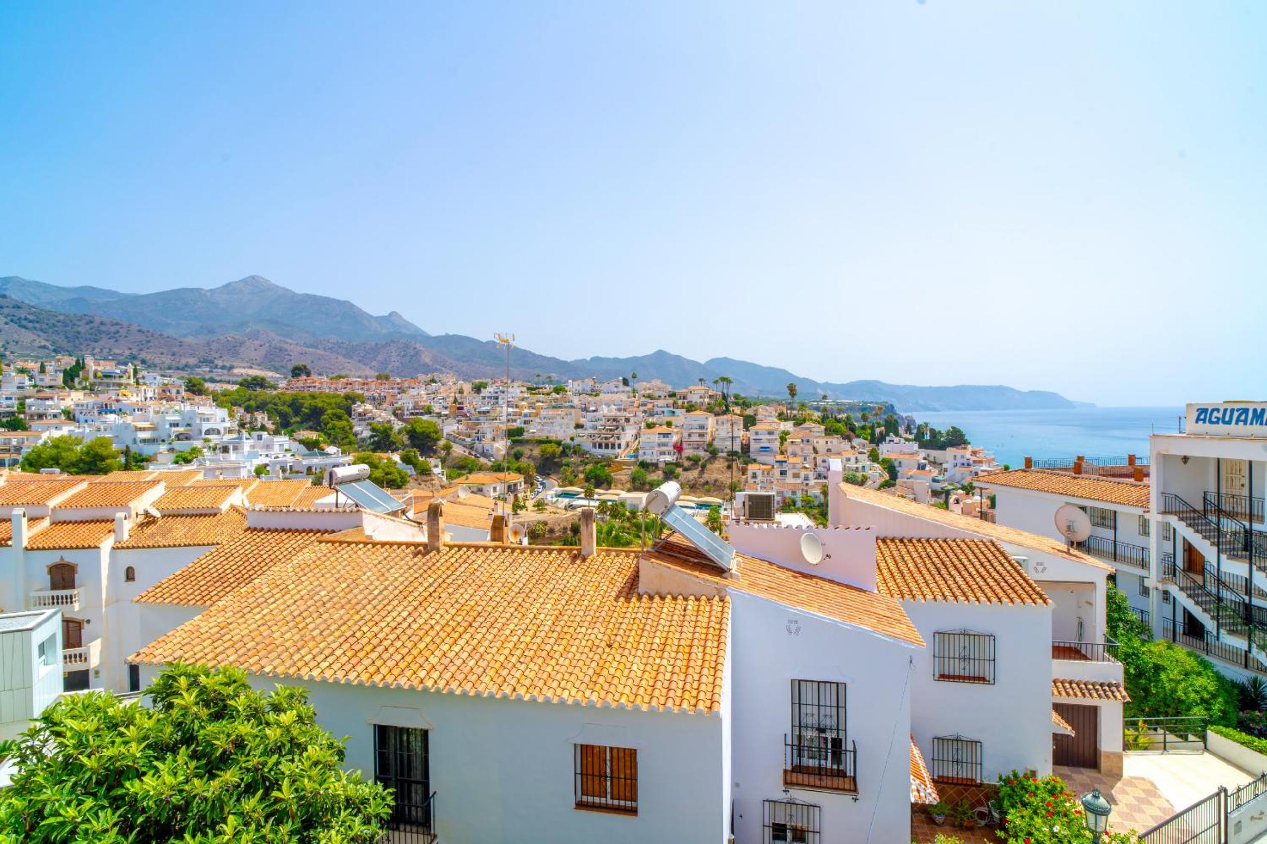 Perdigon 325 Paradise Casasol view 2