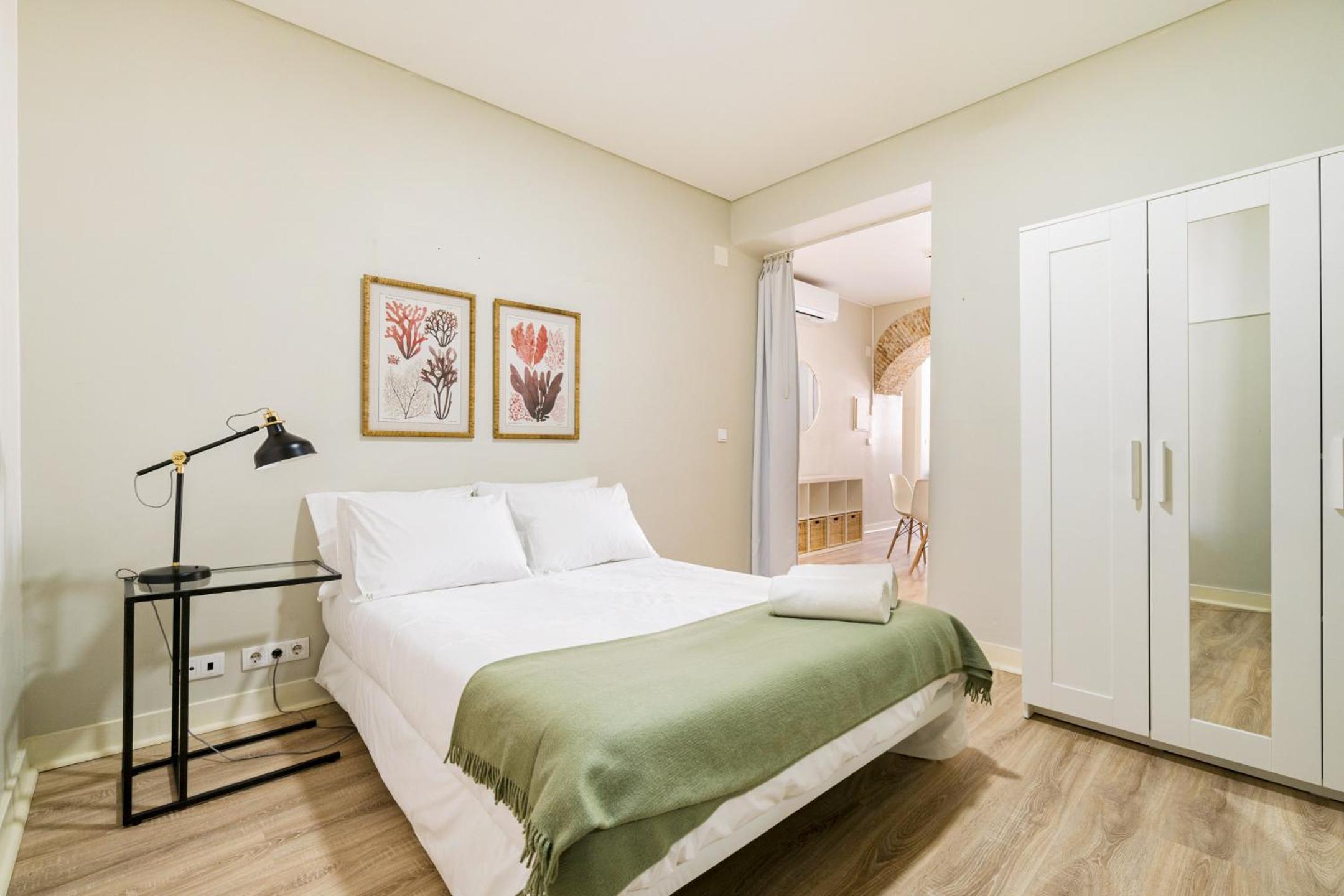 Metropolitan Living Lisbon - Janelas Verdes view 5