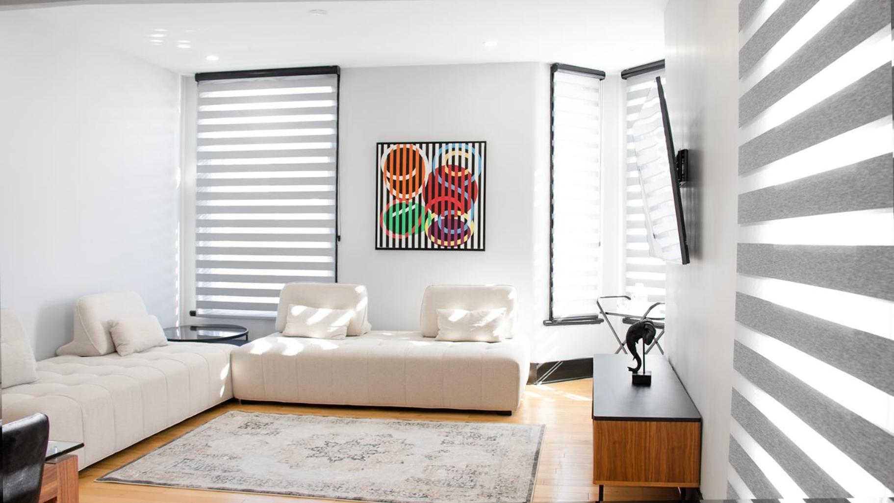 Eat, Explore & Enjoy Downtown Montreal at this Sleek City Escape located in Plateau Mont-Royal - Apt 4