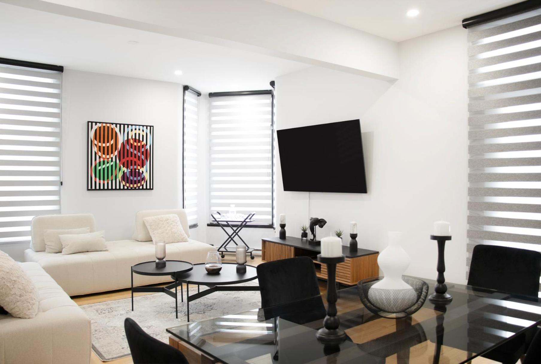 Eat, Explore & Enjoy Downtown Montreal at this Sleek City Escape located in Plateau Mont-Royal - Apt 4