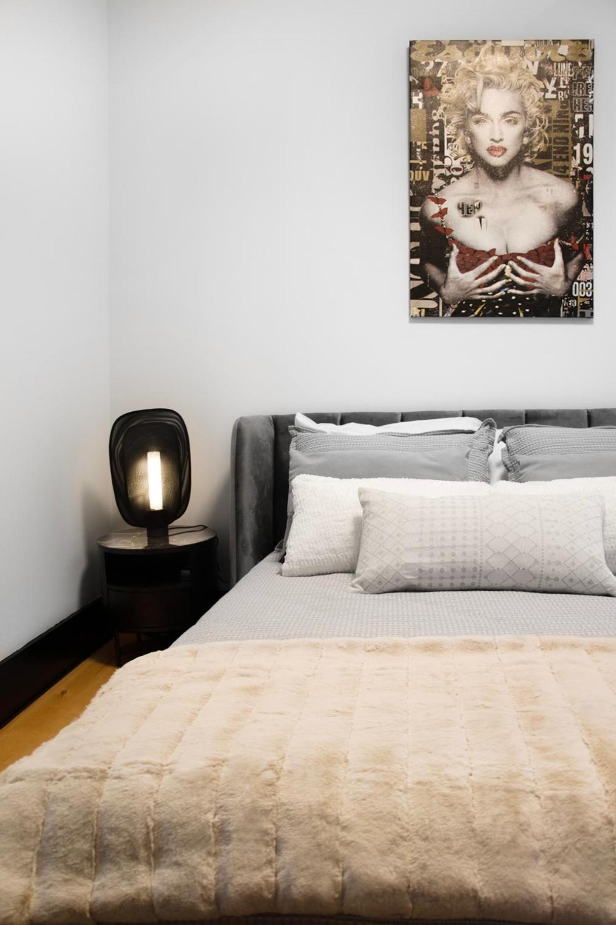 Eat, Explore & Enjoy Downtown Montreal at this Sleek City Escape located in Plateau Mont-Royal - Apt 4