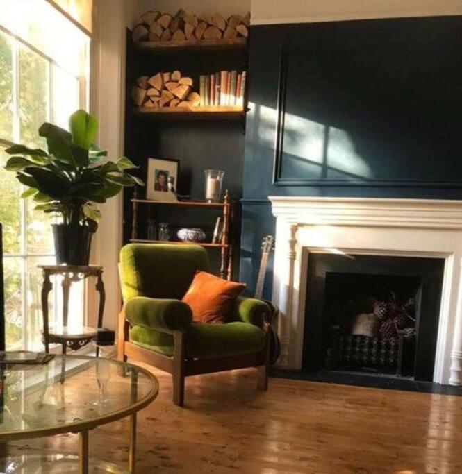 Gorgeous Grade II Listed Georgian House - Leafy Square Views - Central London