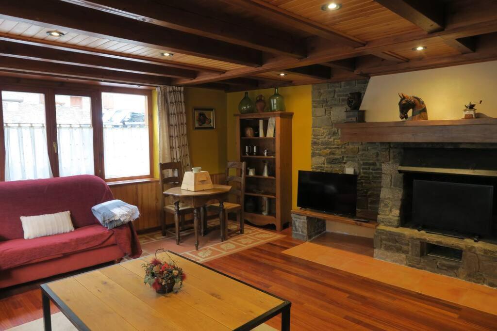Chalet Aranés PRUEDO en Garos By Casas Aranesas J Antes view 4