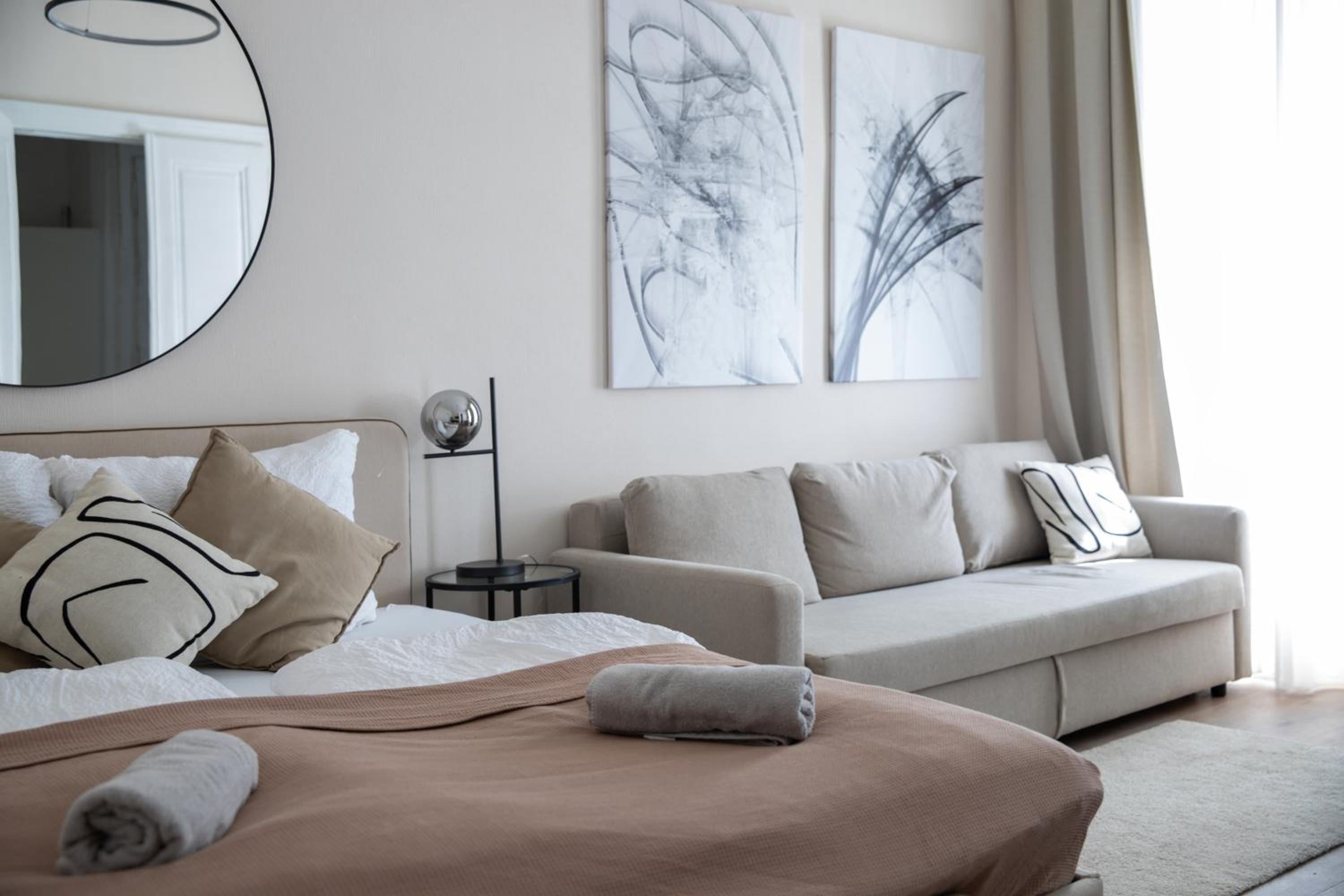 Spacious Apartment, 3 min to U6 Alserstraße