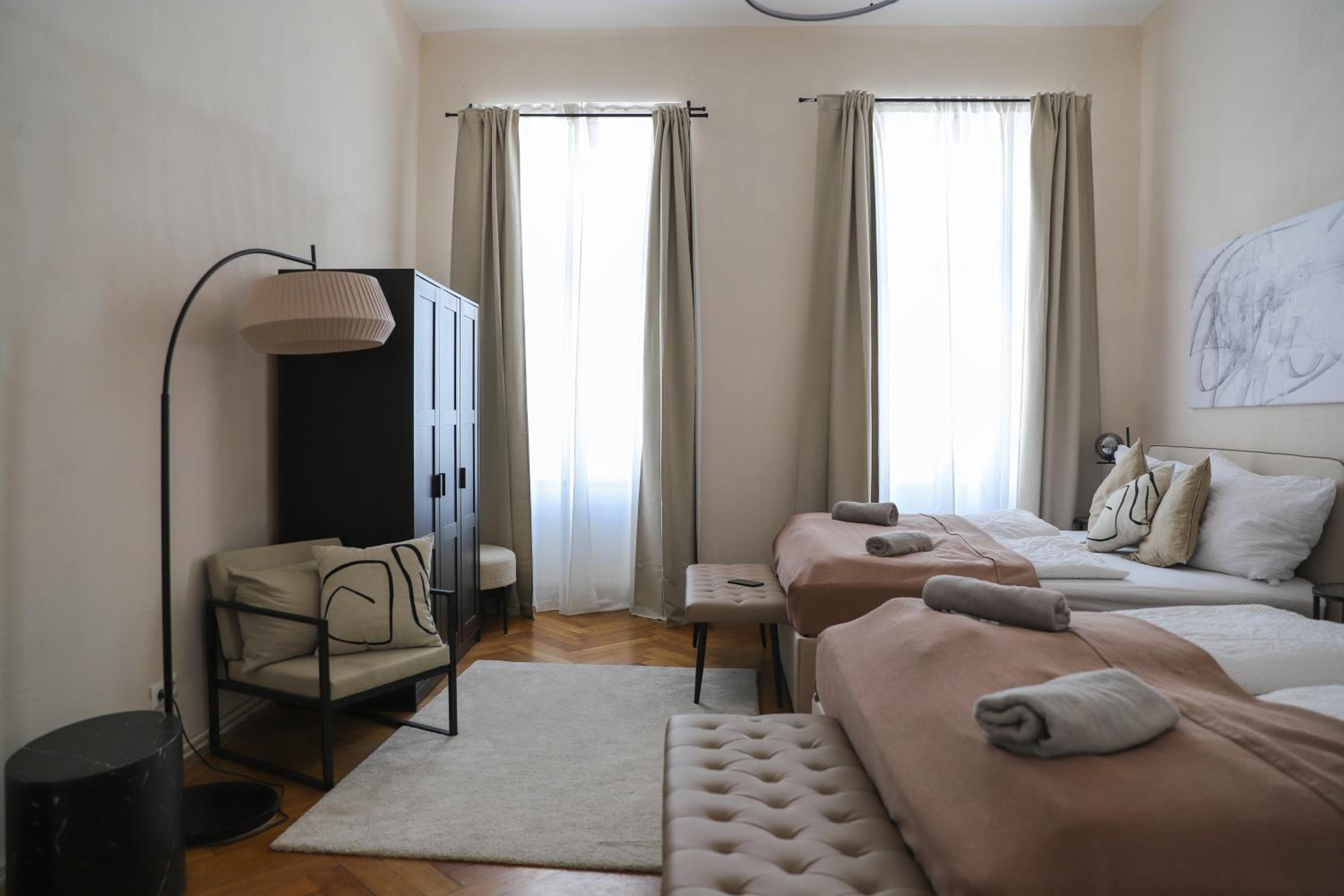 Spacious Apartment, 3 min to U6 Alserstraße