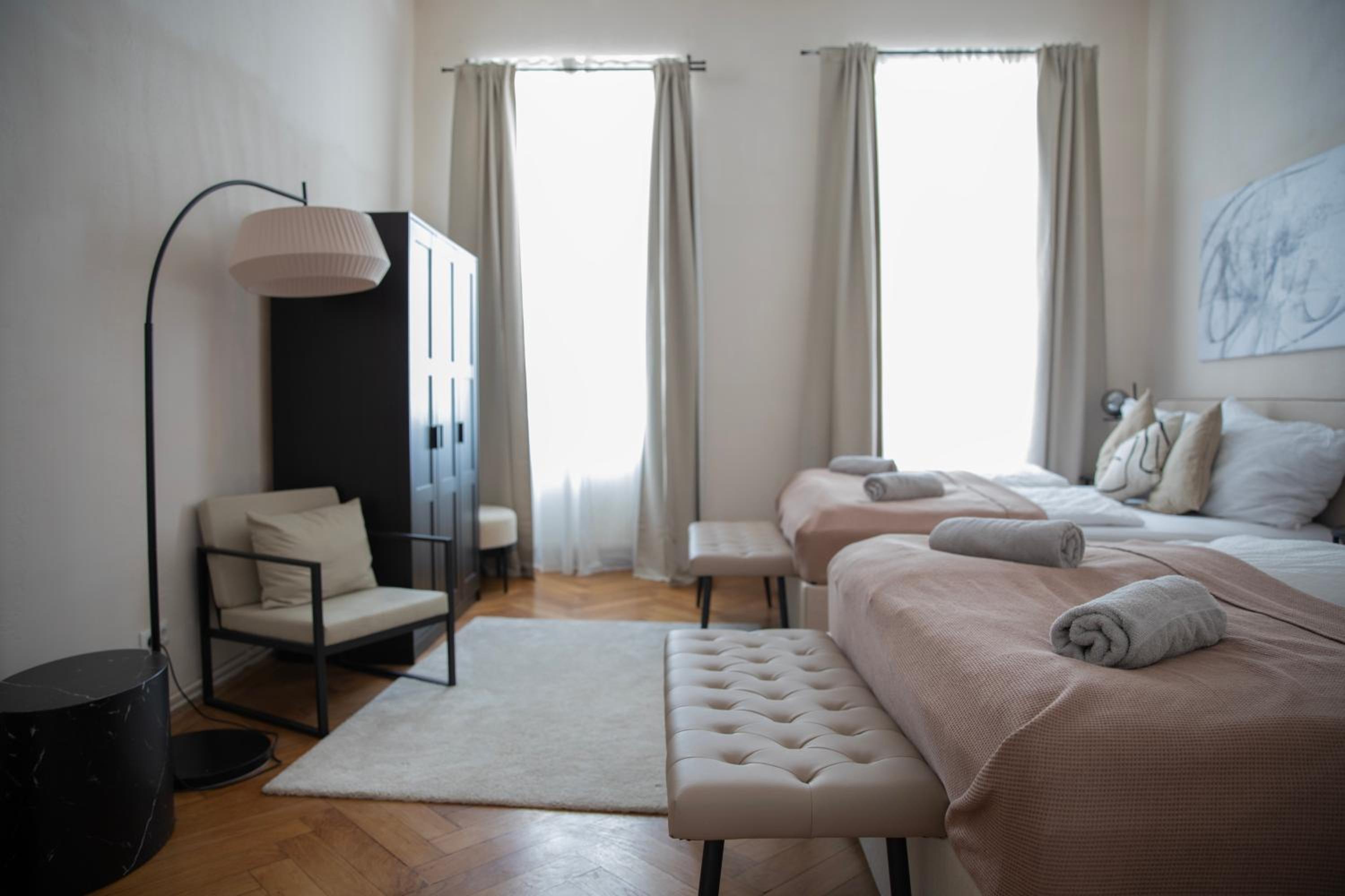 Spacious Apartment, 3 min to U6 Alserstraße