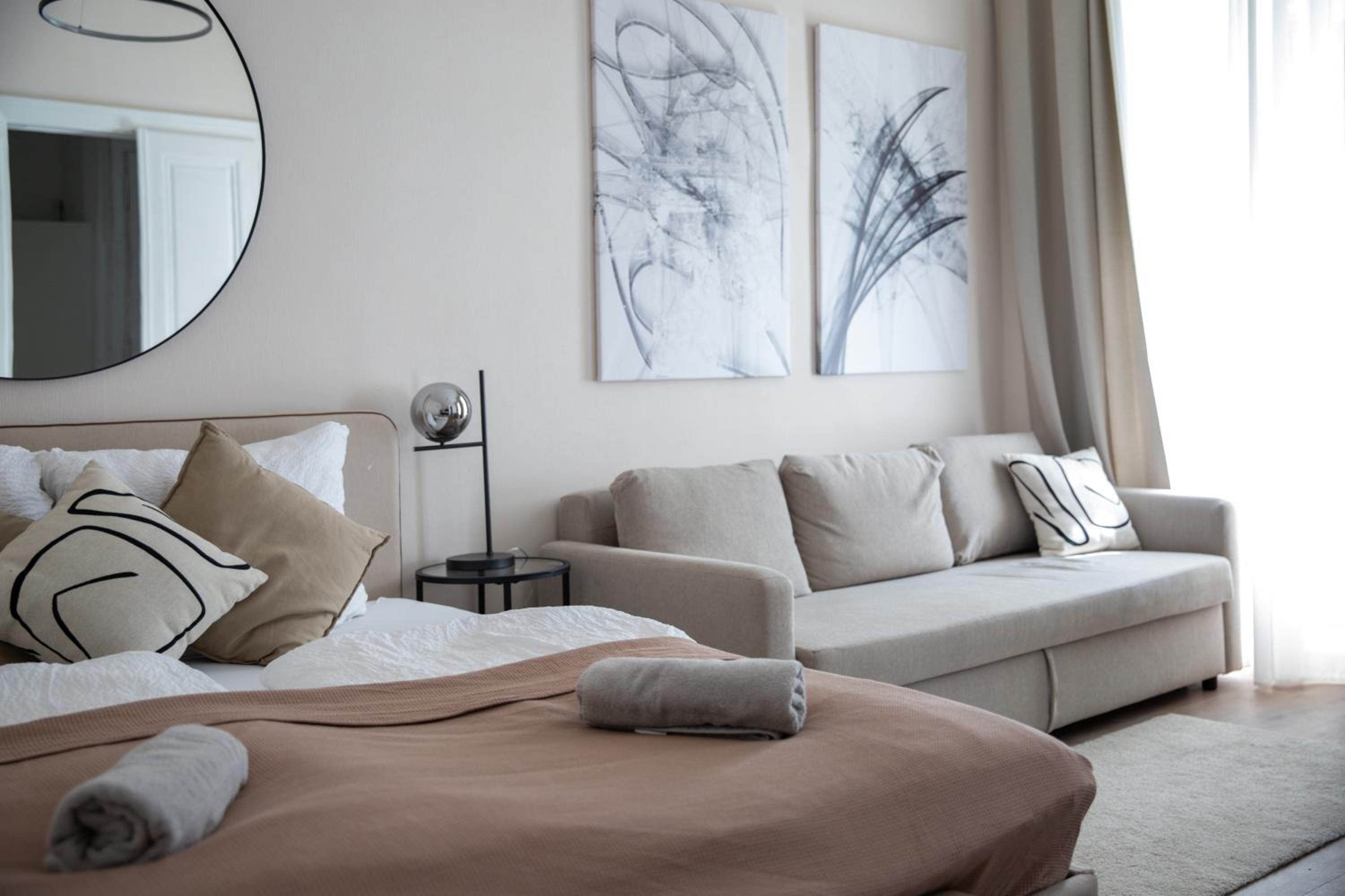 Spacious Apartment, 3 min to U6 Alserstraße
