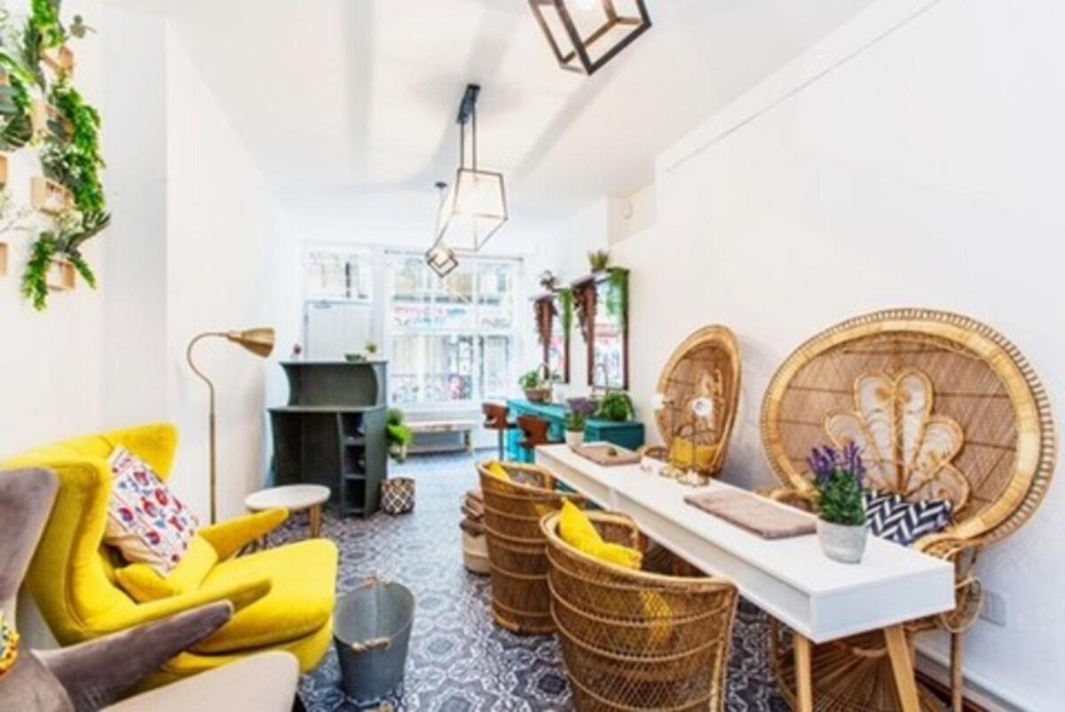 Gorgeous Grade II Listed Georgian House - Leafy Square Views - Central London