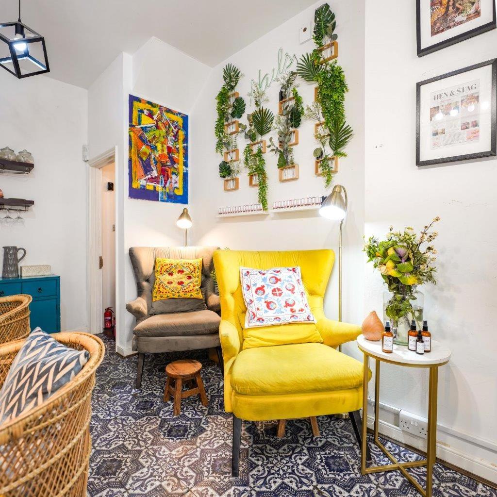 Gorgeous Grade II Listed Georgian House - Leafy Square Views - Central London