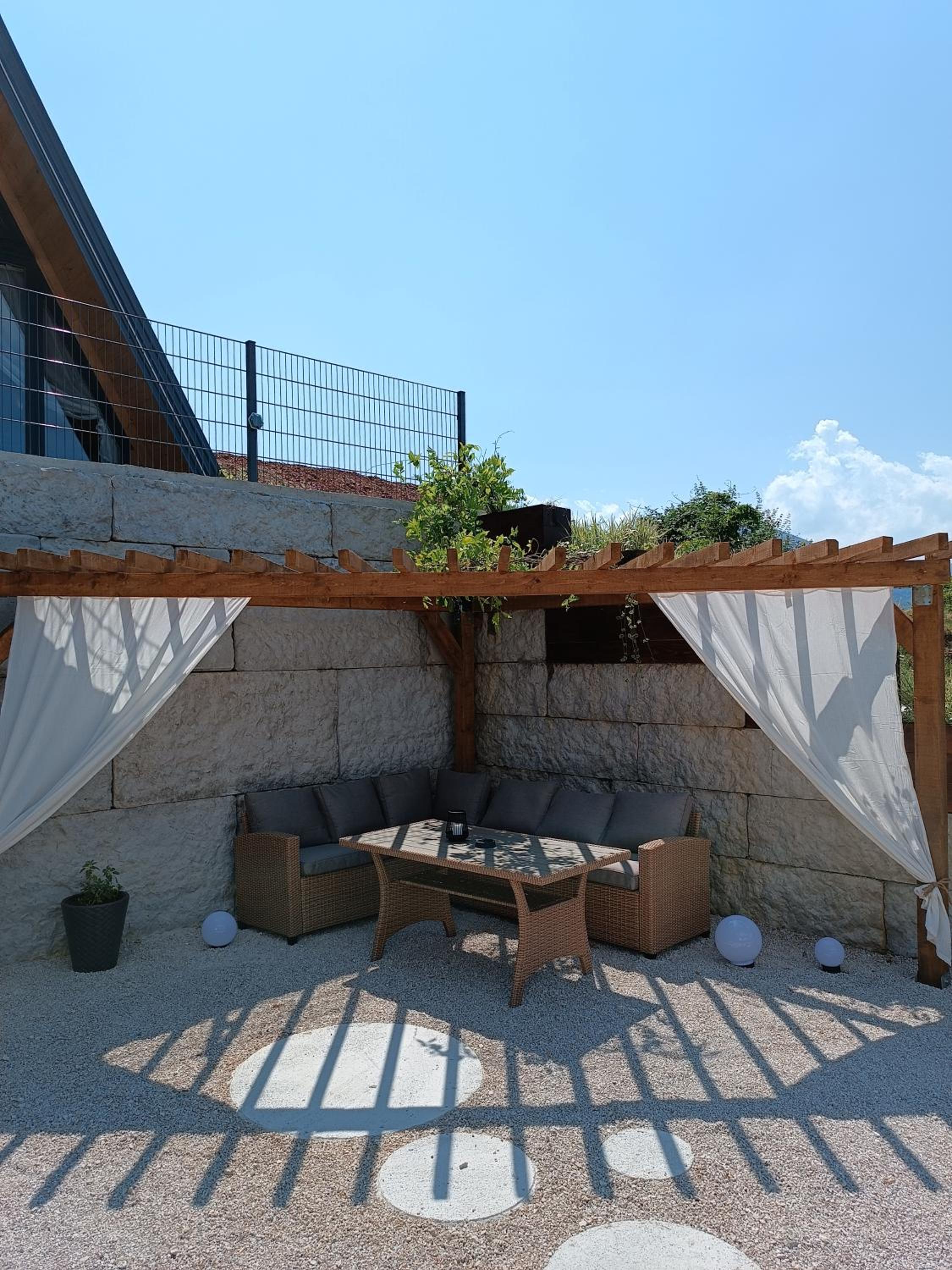 Stone Chalets - TERRA