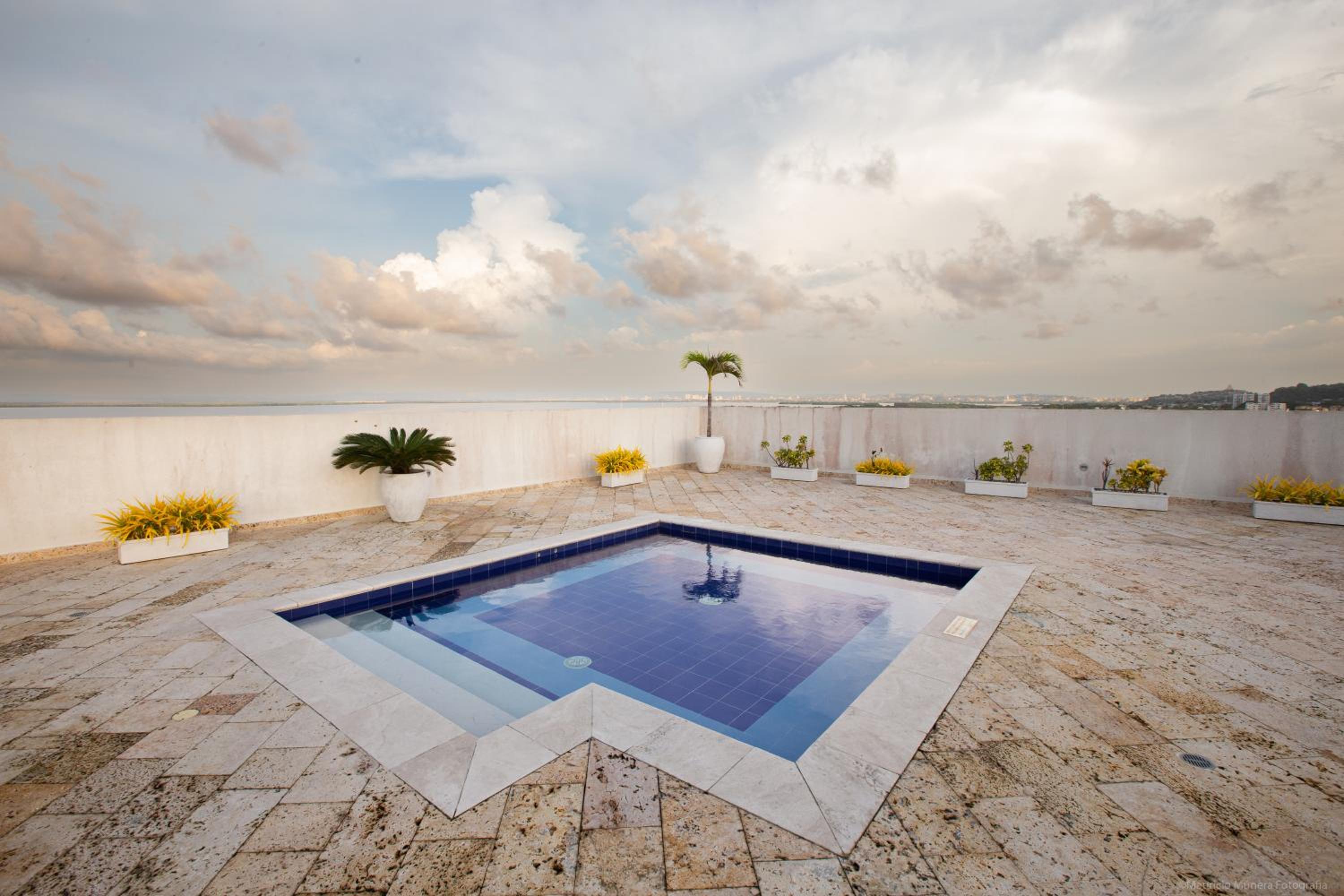Confortable Apartamento Ocean Drive 711 -estancia mínima 2 noches-