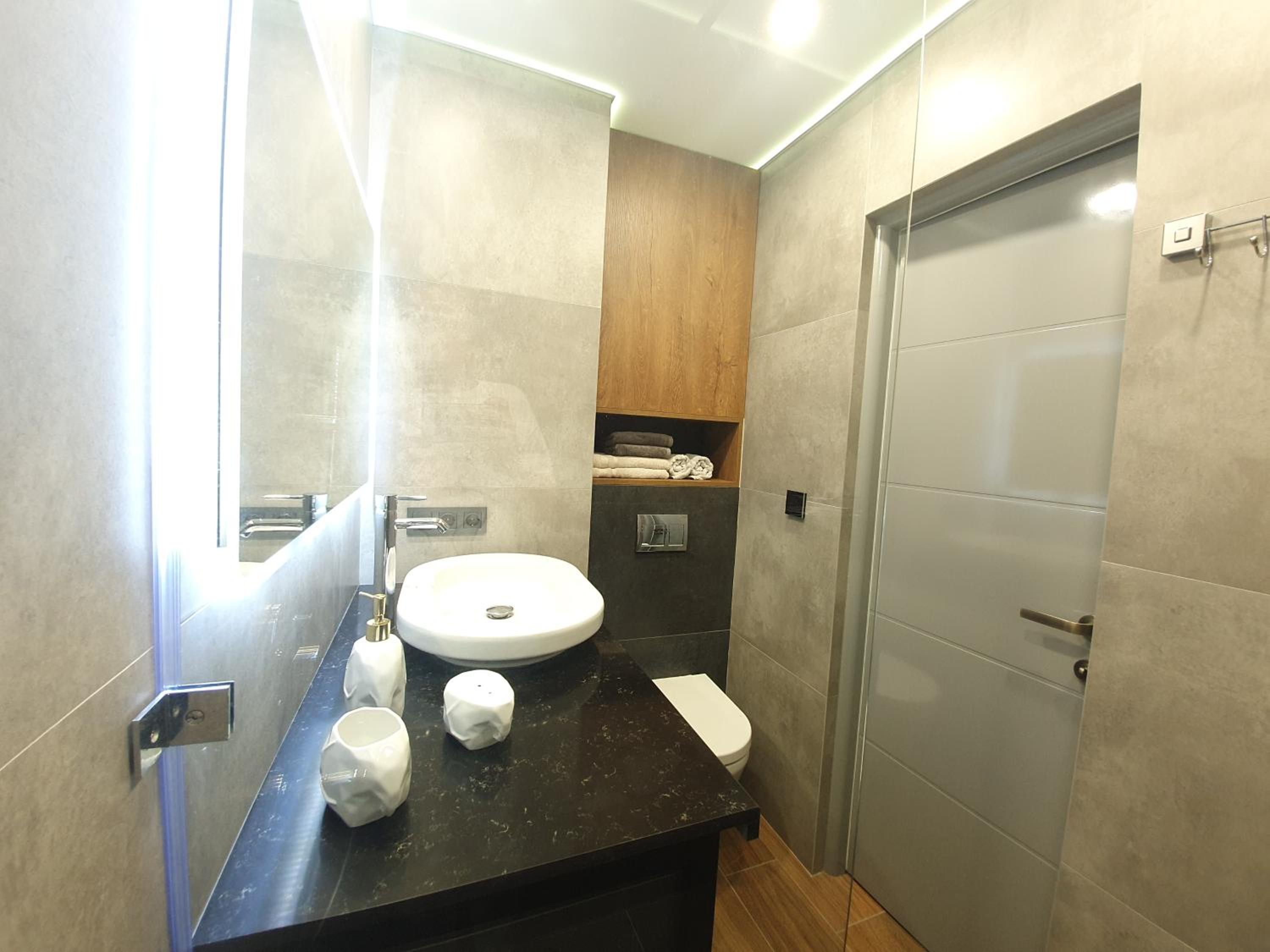 Best Sea view apartment view 4