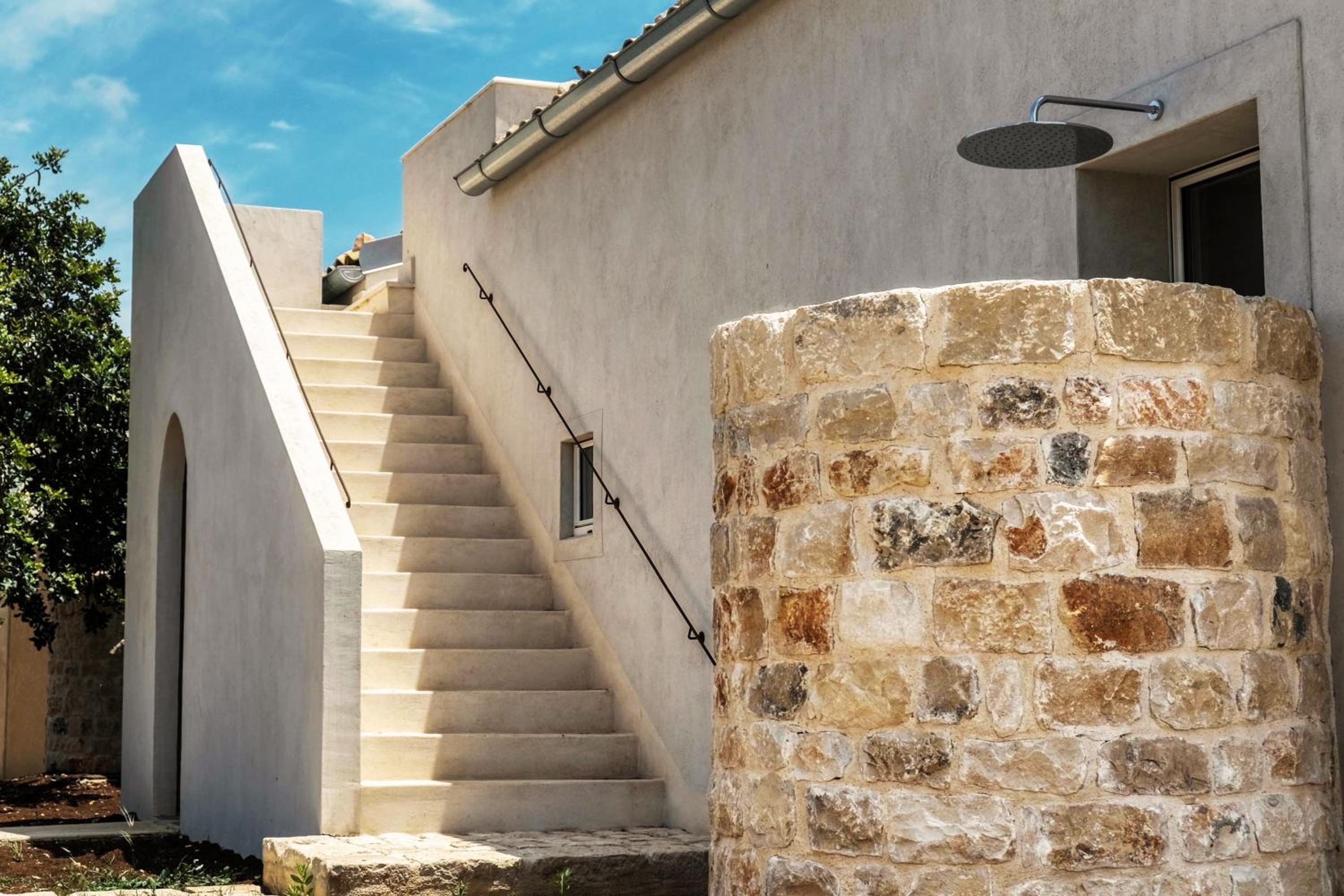 Hotel SampieriSuite - Image 1