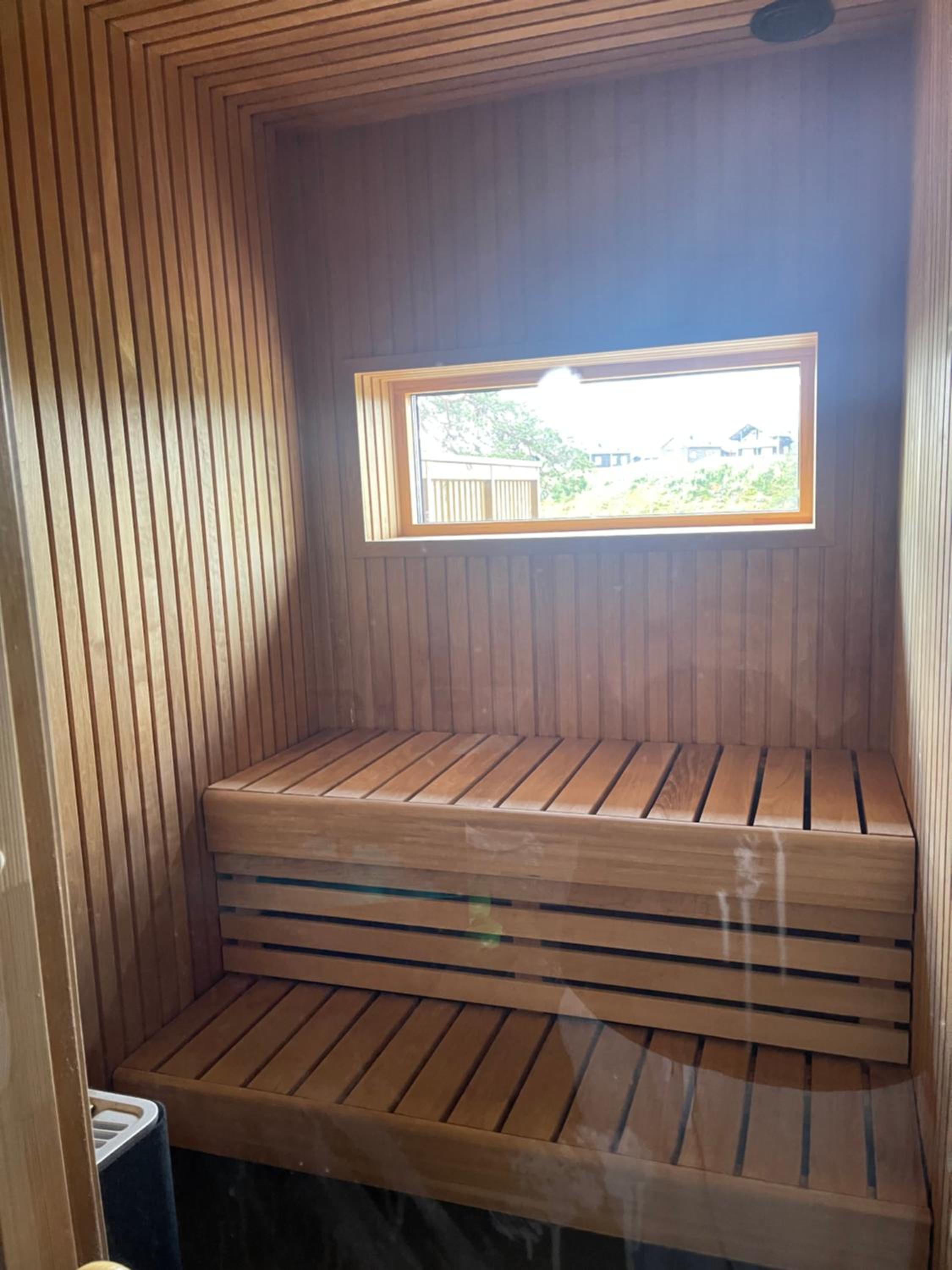 Brand new mountain cabin view 4