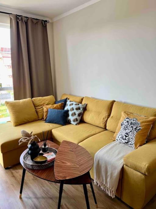 Sunny apartment in Bellicity complex
