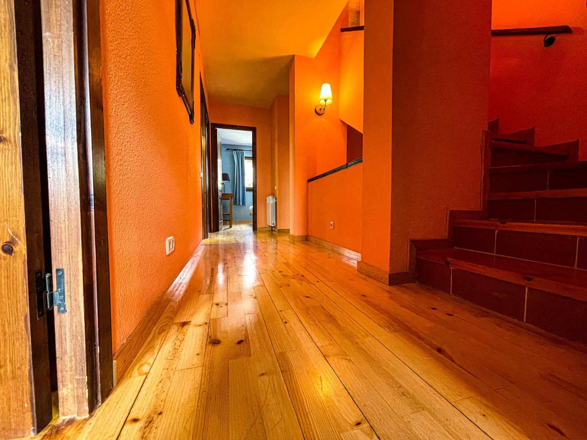Casa Elegancia Pleta de Saga