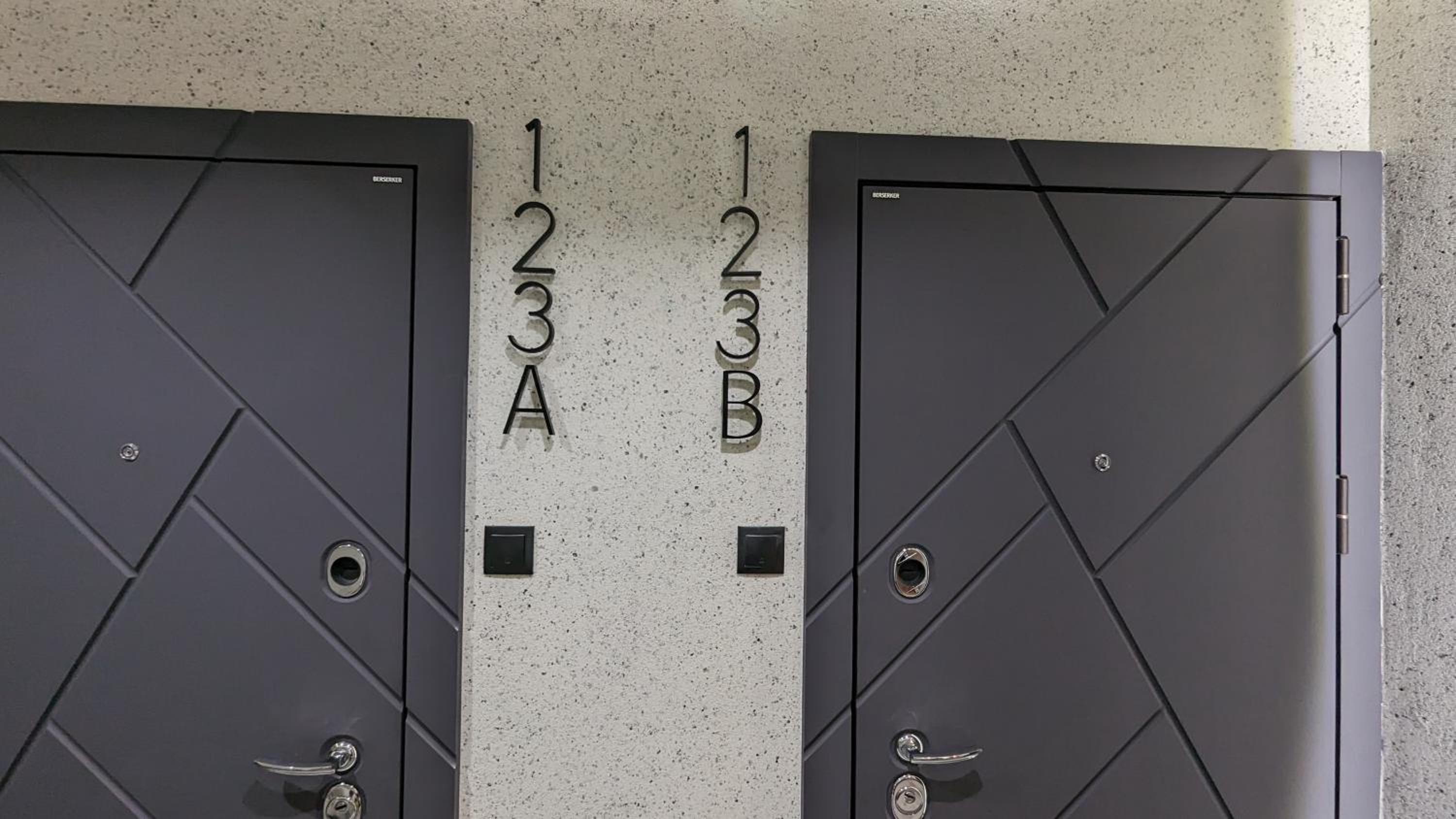 AVENUE APARTMENTS