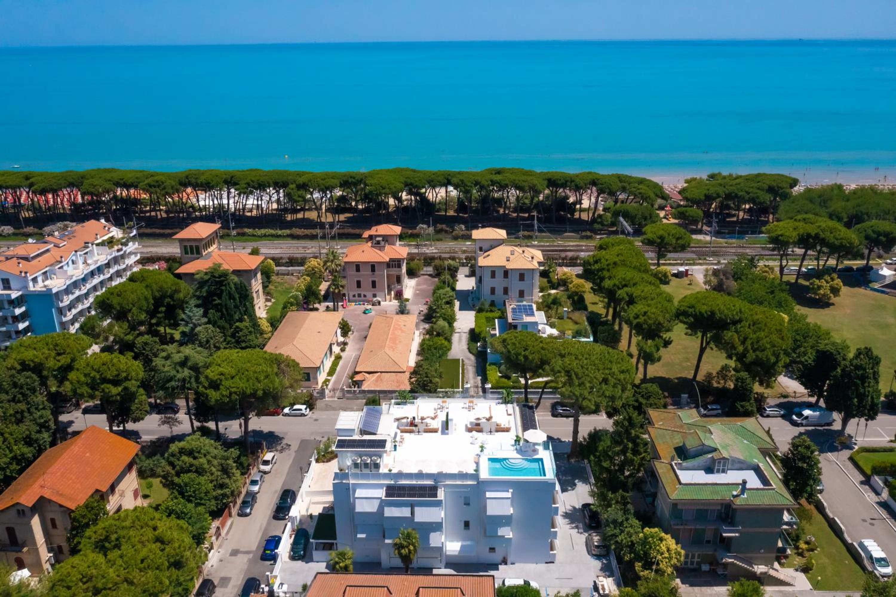 Villa Mare Pineto view 2