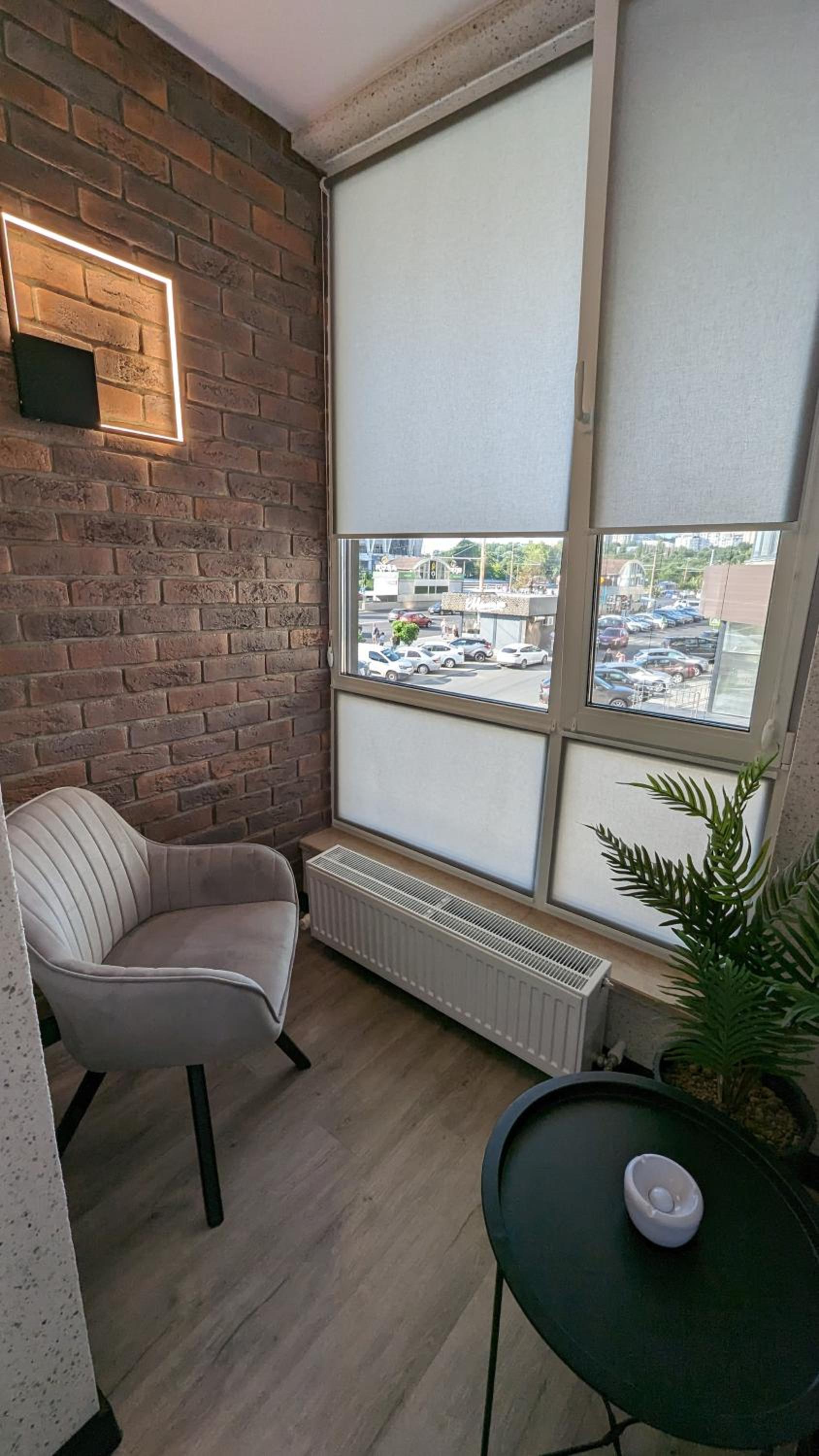 AVENUE APARTMENTS