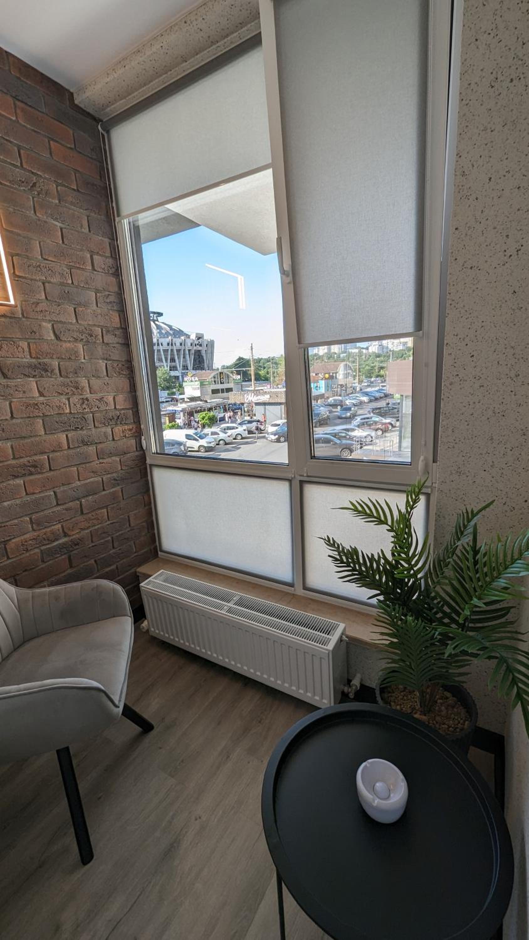 AVENUE APARTMENTS