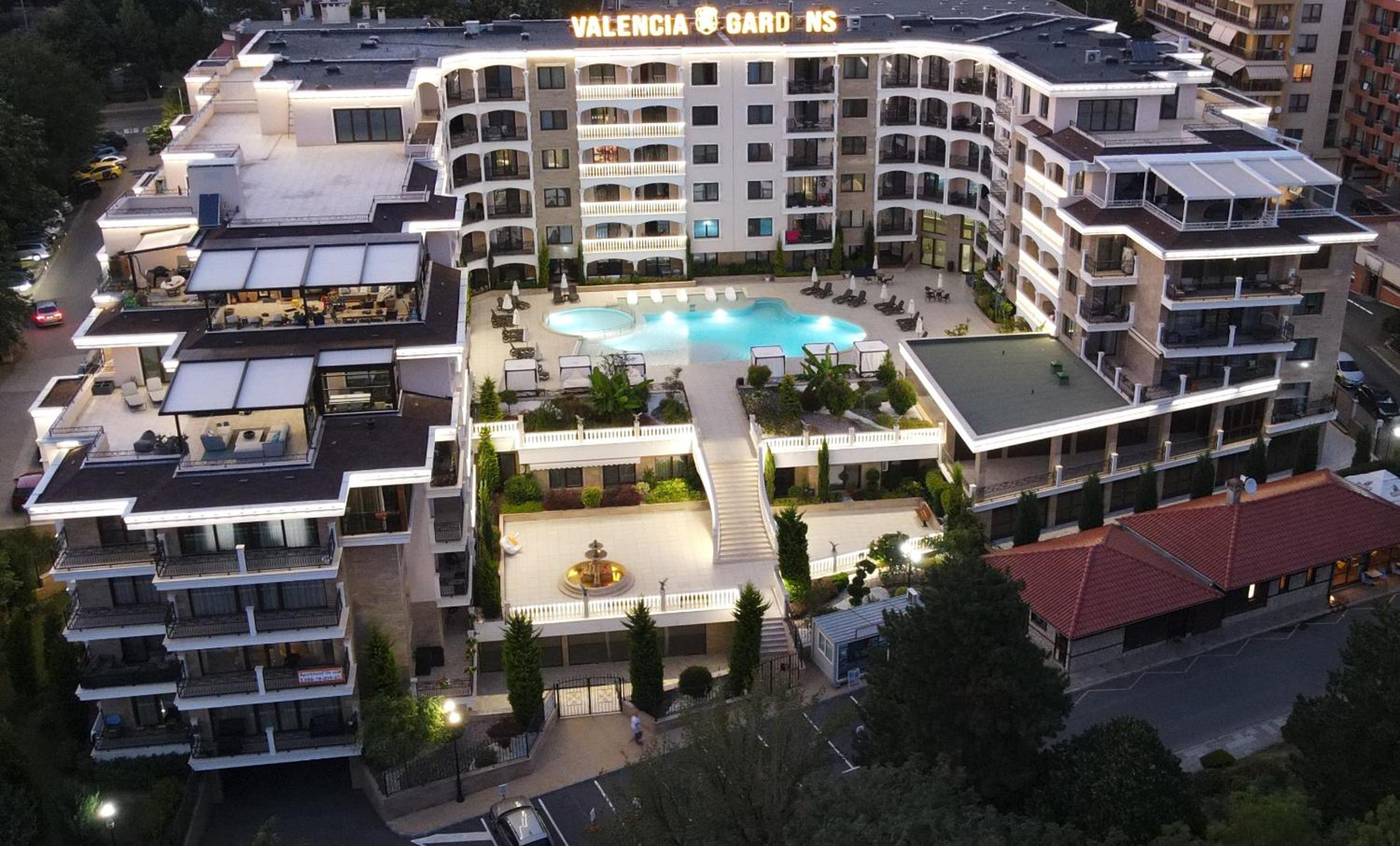 Valencia Gardens Luxury Studios