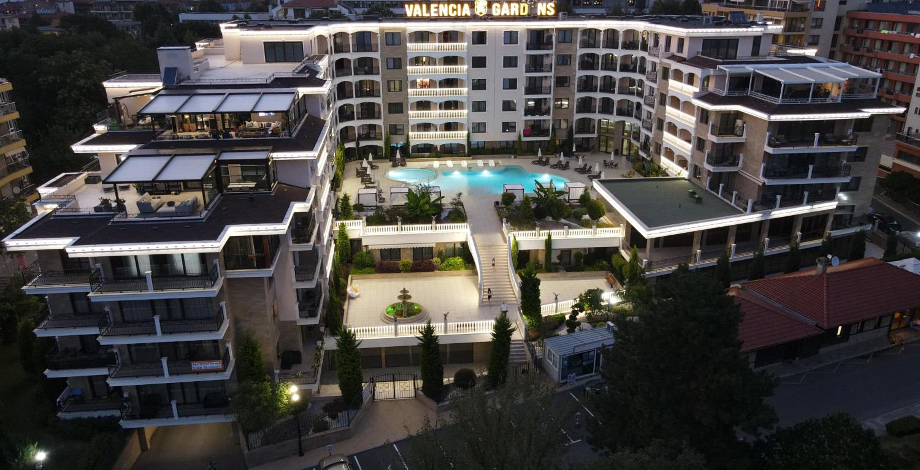 Valencia Gardens Luxury Studios