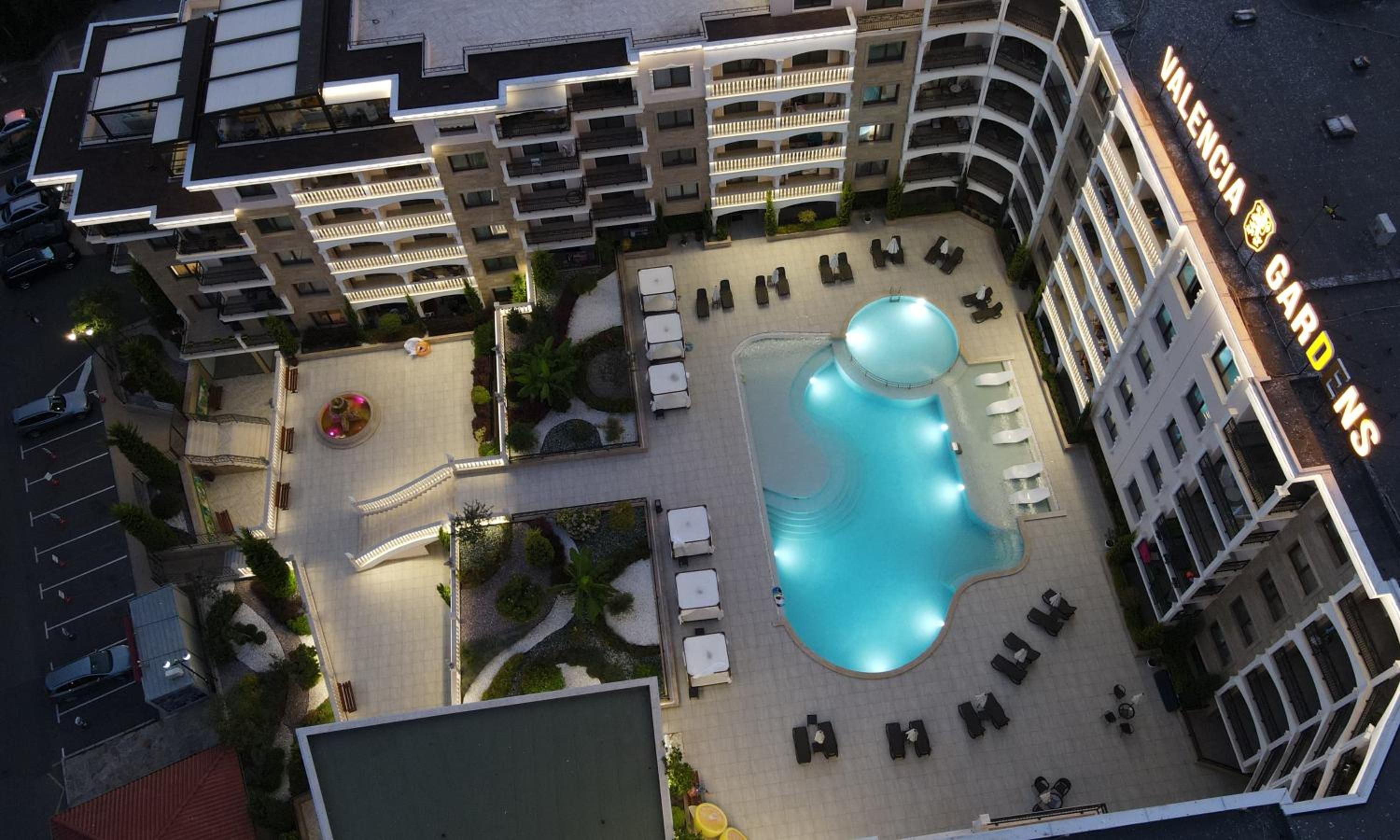 Valencia Gardens Luxury Studios