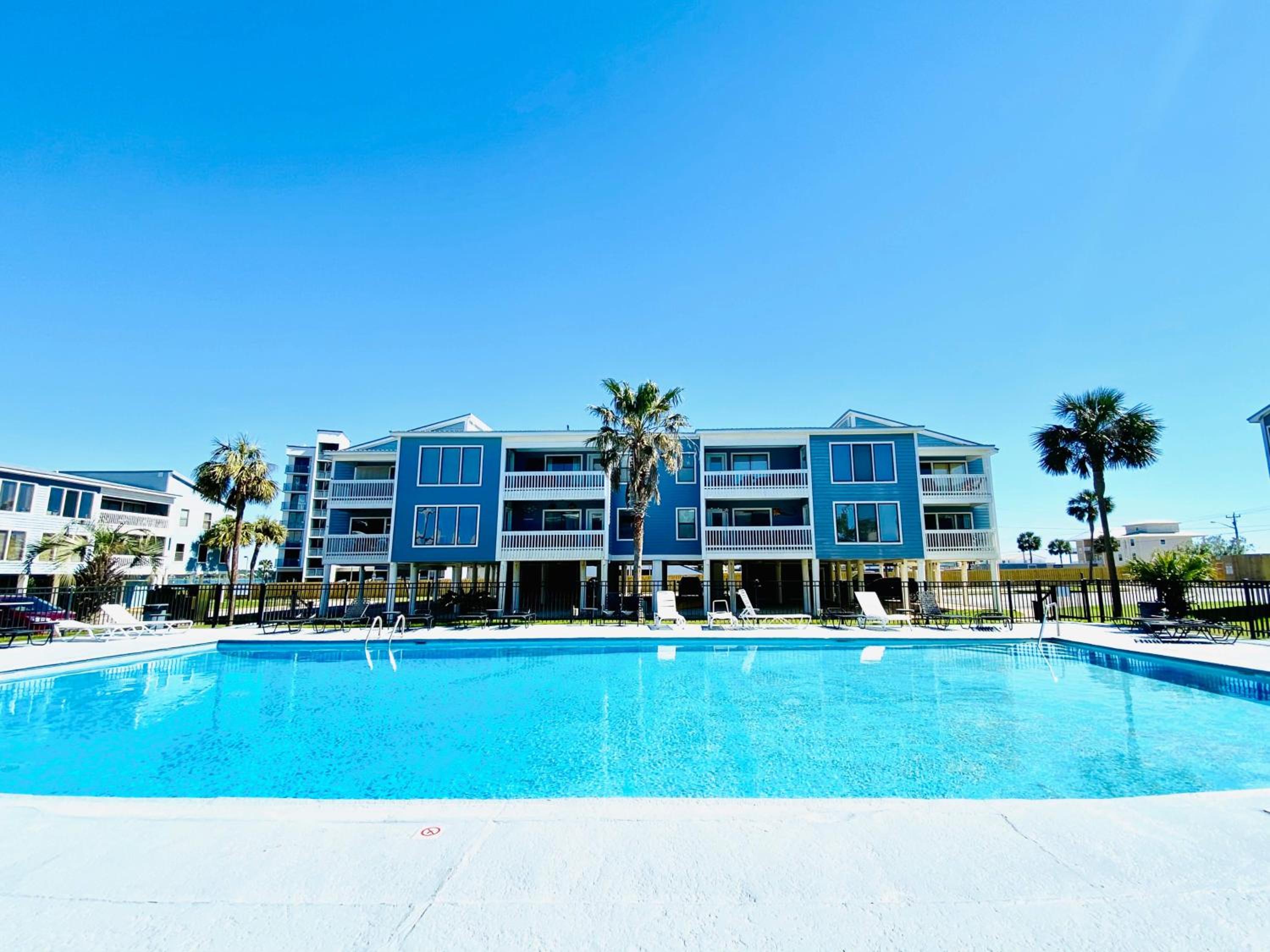 Sea Oats B106 by ALBVR - Pet Friendly - Great renovation and tons of space in this condo - Outdoor Pools, Pier, and Dedicated Beach Access view 3