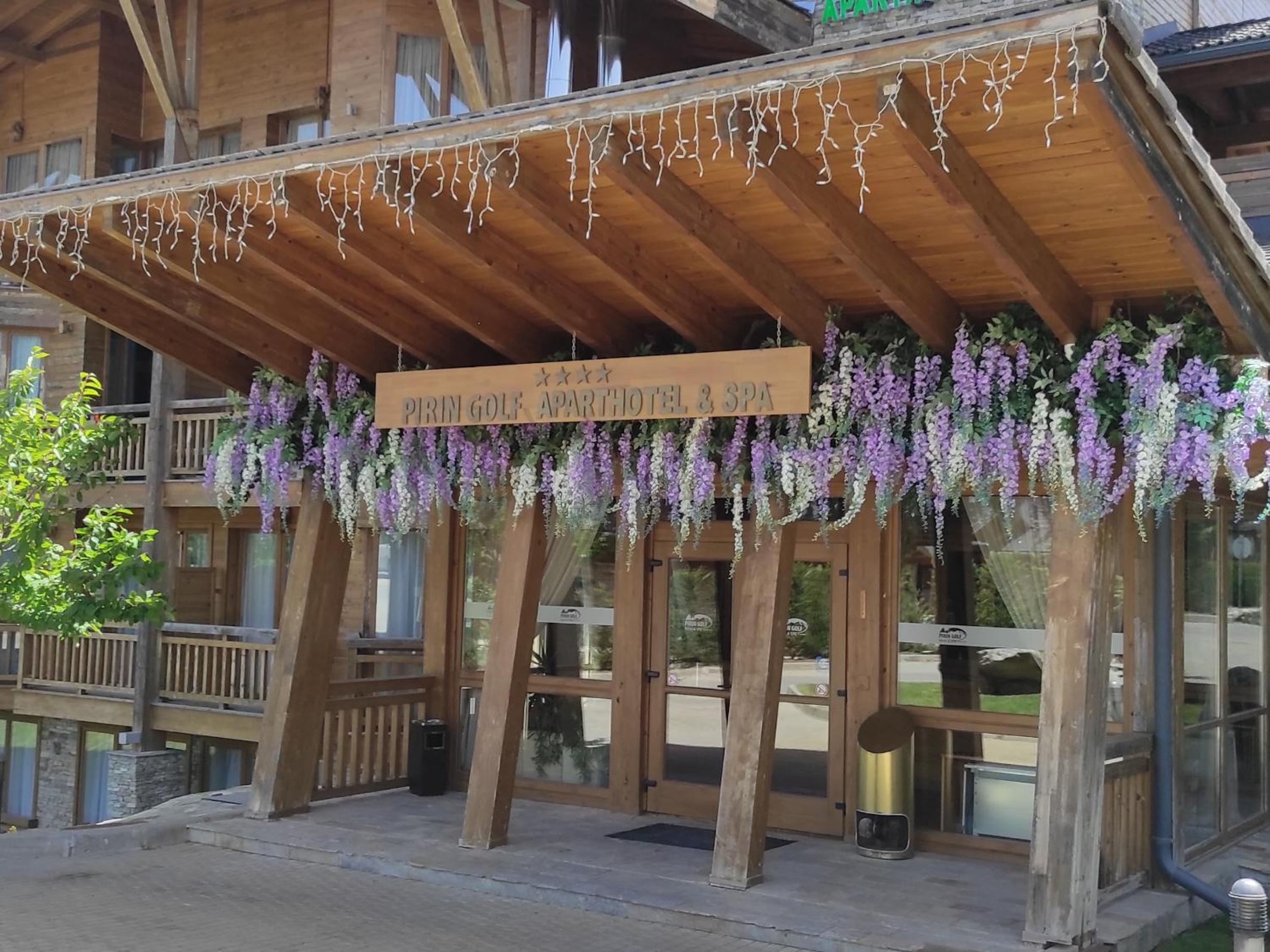 Pirin Golf & Spa Greenside Studio