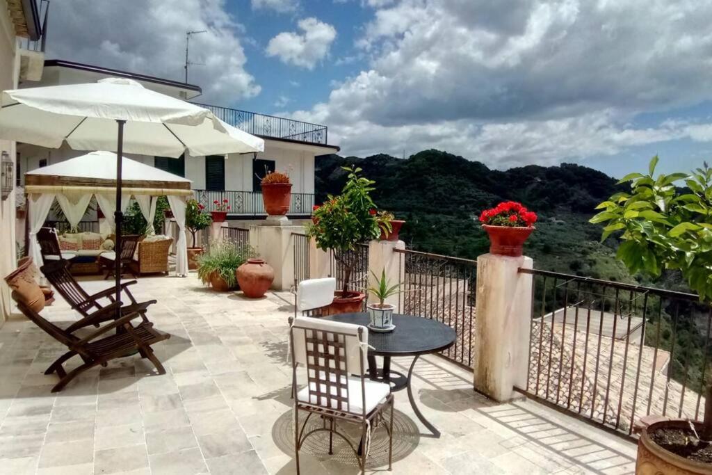 Appartamento indipendente vacanze a Palazzo Lupis photo 2