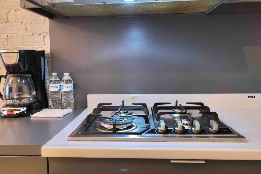 •Executive Suite• Quiet, Centrally & Comfortable view 2