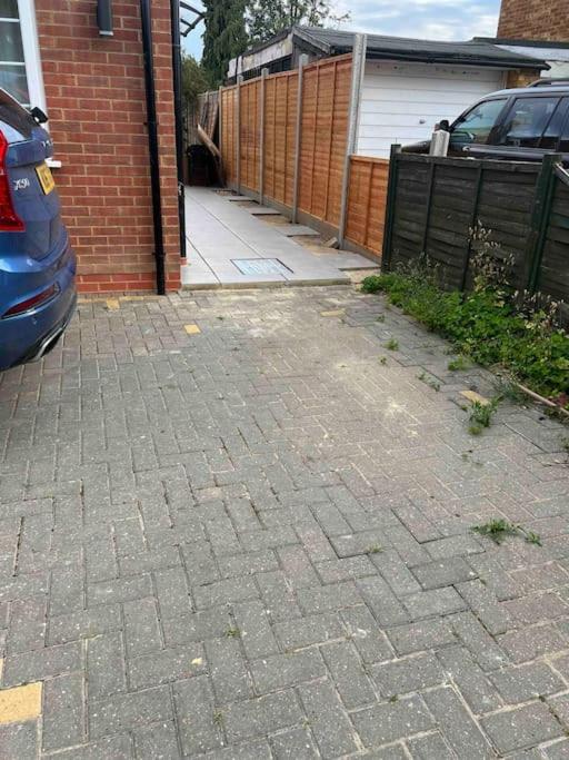 En-suite Double Room - Private Entrance & Free Parking view 5