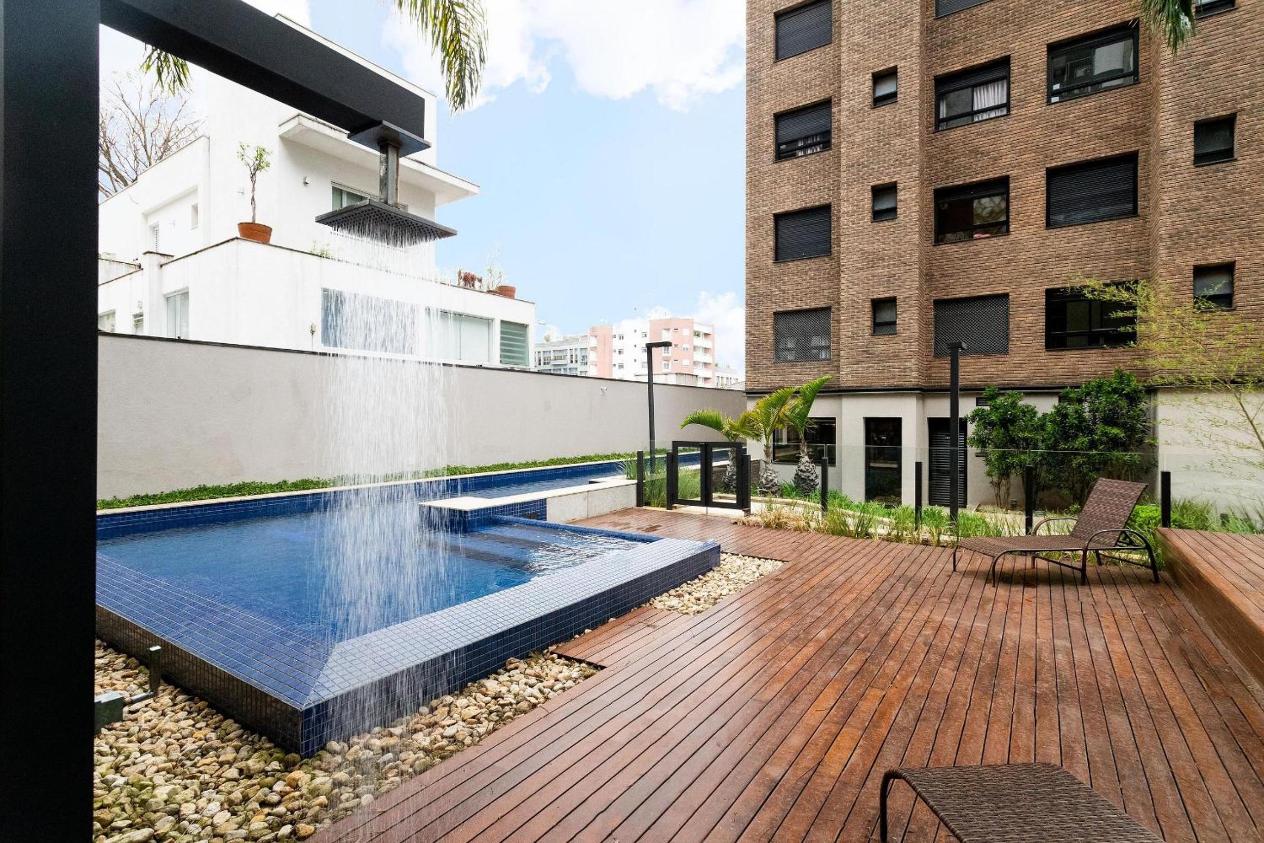 Condominium in Vila Madalena with leisure and garage