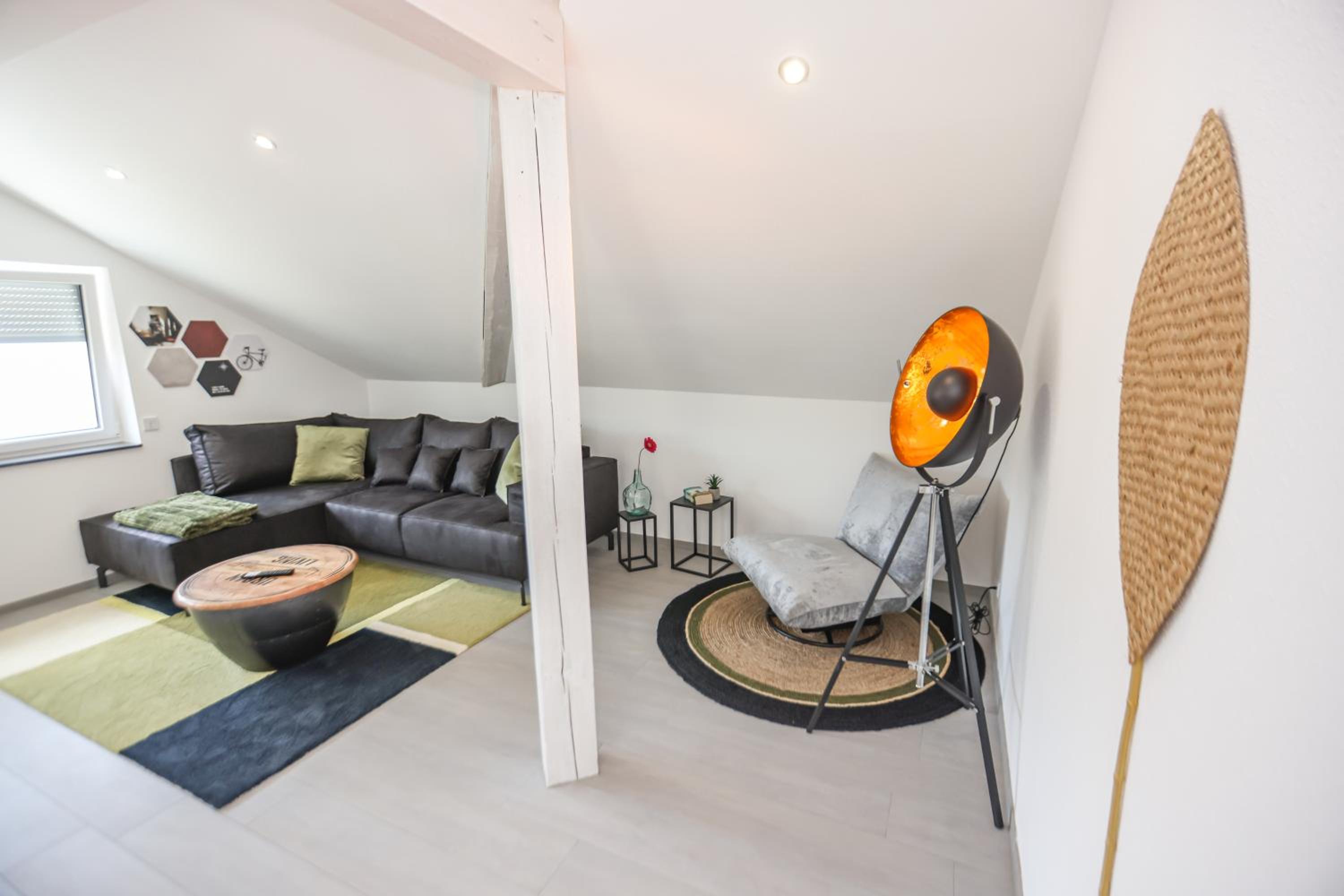 Penthouse-Wohnung I 100 qm I Blick auf die Weinreben I Nespresso I EMMA Matratzen