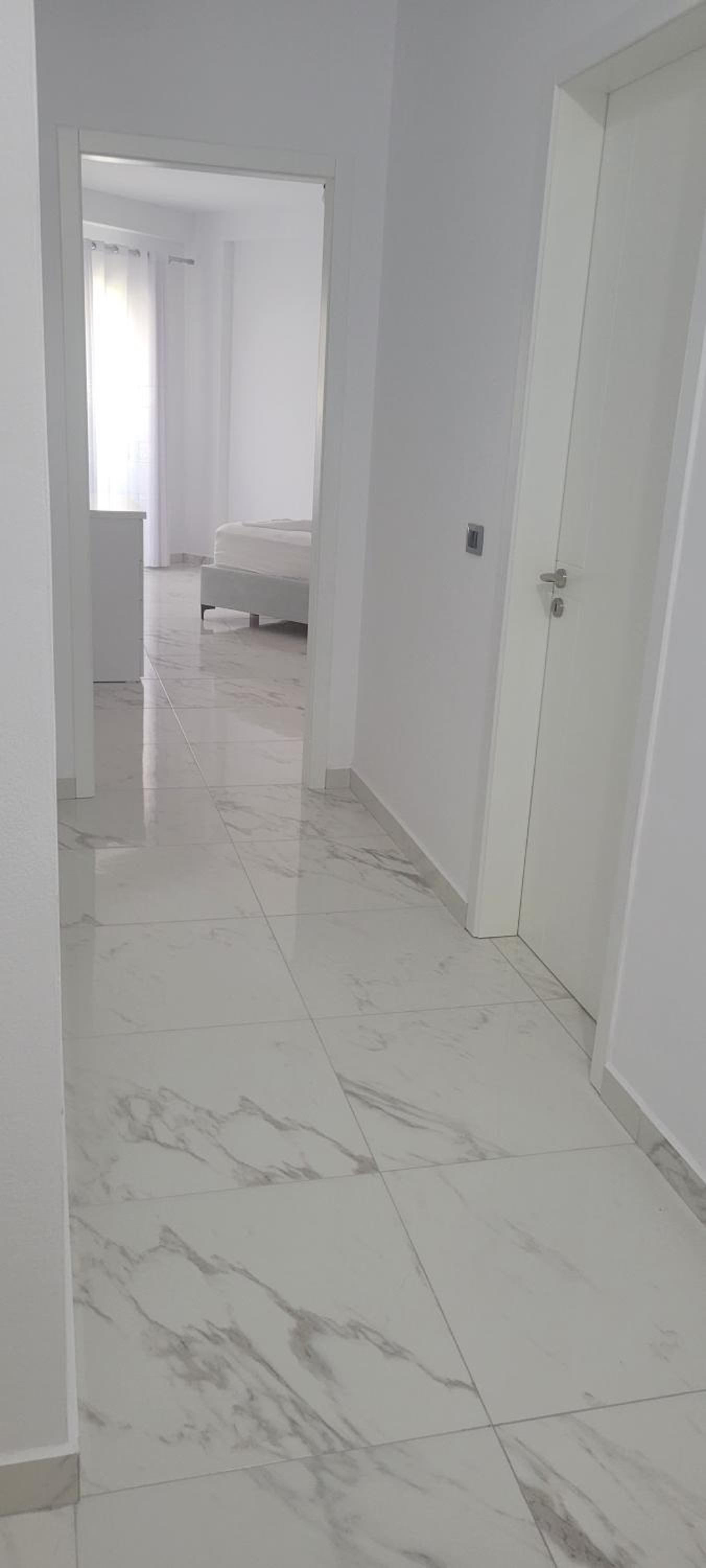 Lightside Apartment